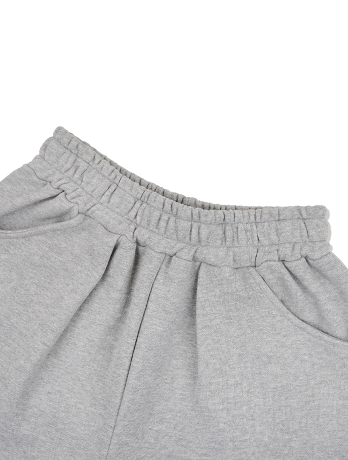 라 메종 스튜디오(LA MAISON STUDIO) STAR HORSE BERMUDA SHORTS MELANGRAY(FCG2PT817M)
