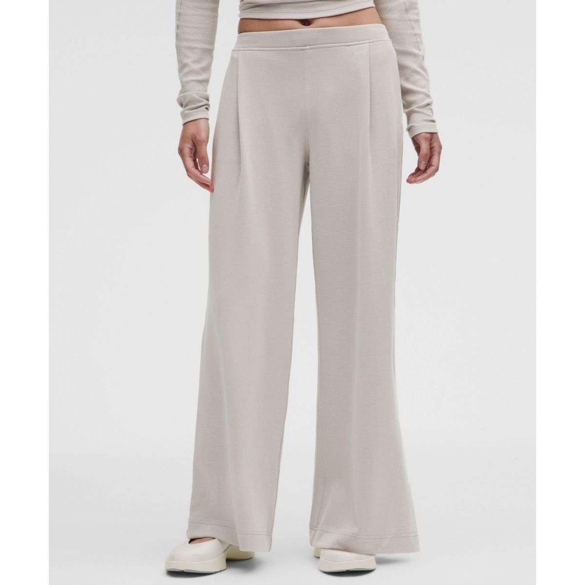 룰루레몬(LULULEMON) 라이트웨이트 Softstreme 미드라이즈 팬츠 *아시아 핏  DOWN