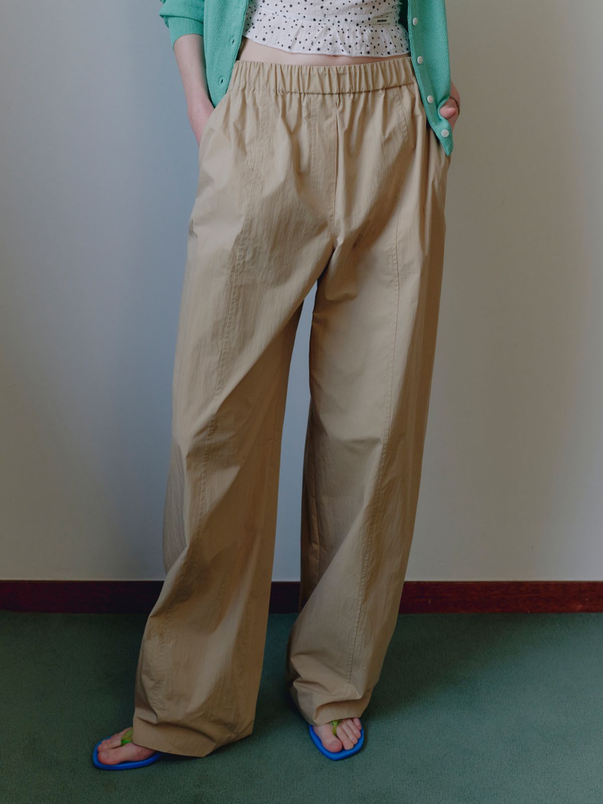 뮈뮈에르(MUEMUER) Cocoon Fit Banding Pants MU2635PT309M