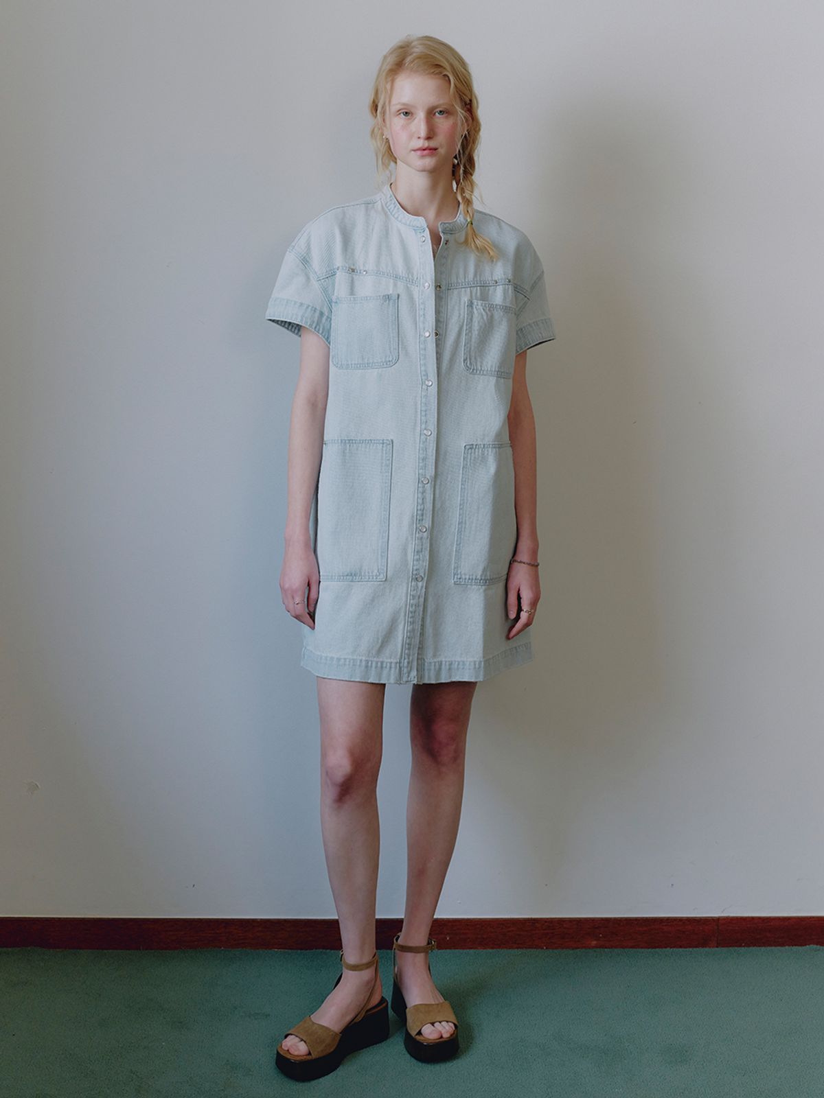 뮈뮈에르(MUEMUER) Fluid Denim Mini Dress MU2634OP308M