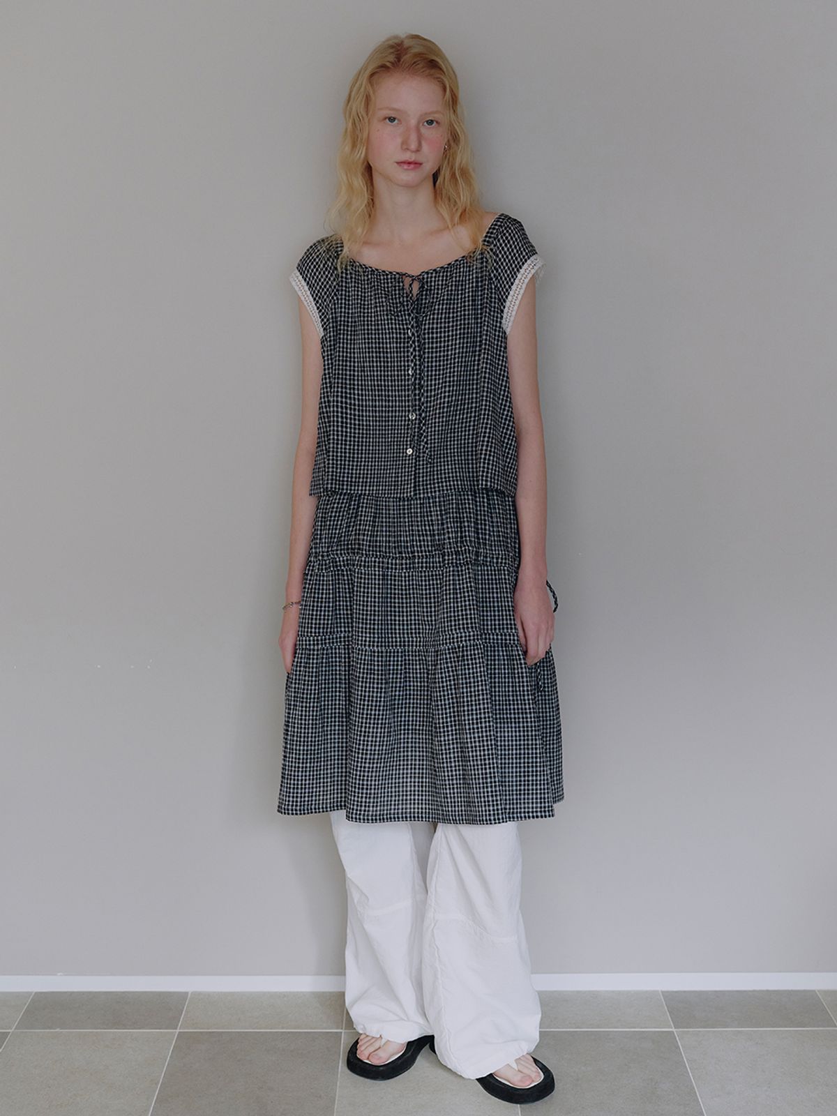 뮈뮈에르(MUEMUER) Front to Back Reversible Tiered Dress MU2635OP313M