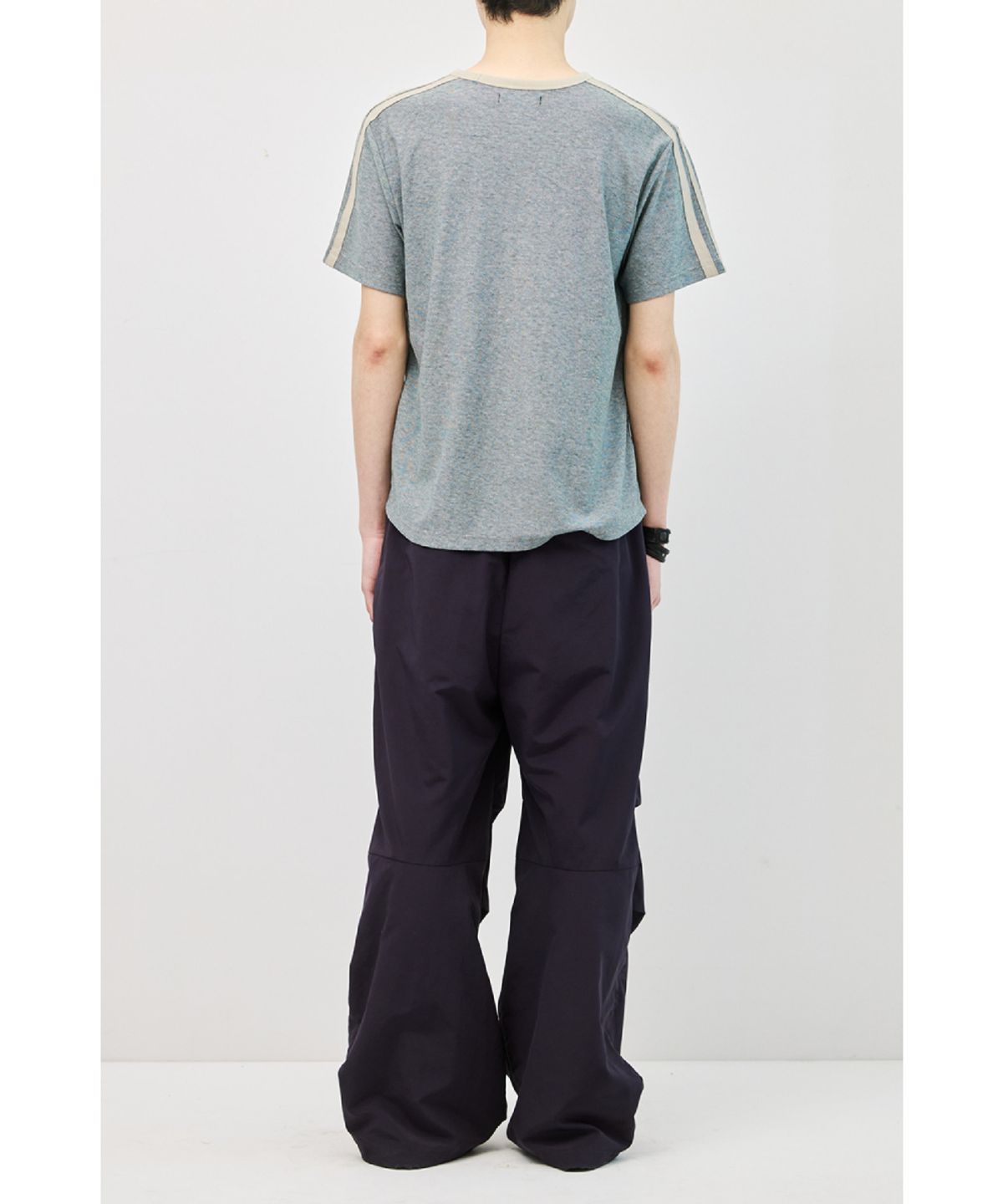 해칭룸(HATCHINGROOM) Lines Tee Green