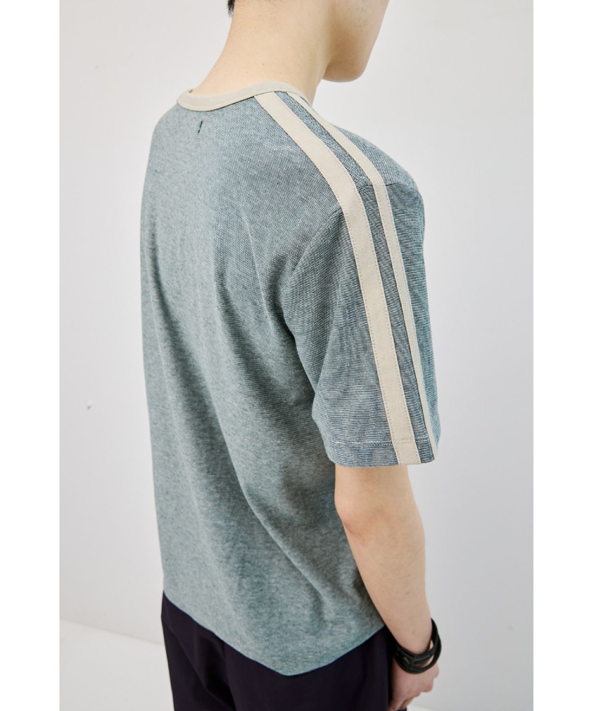 해칭룸(HATCHINGROOM) Lines Tee Green