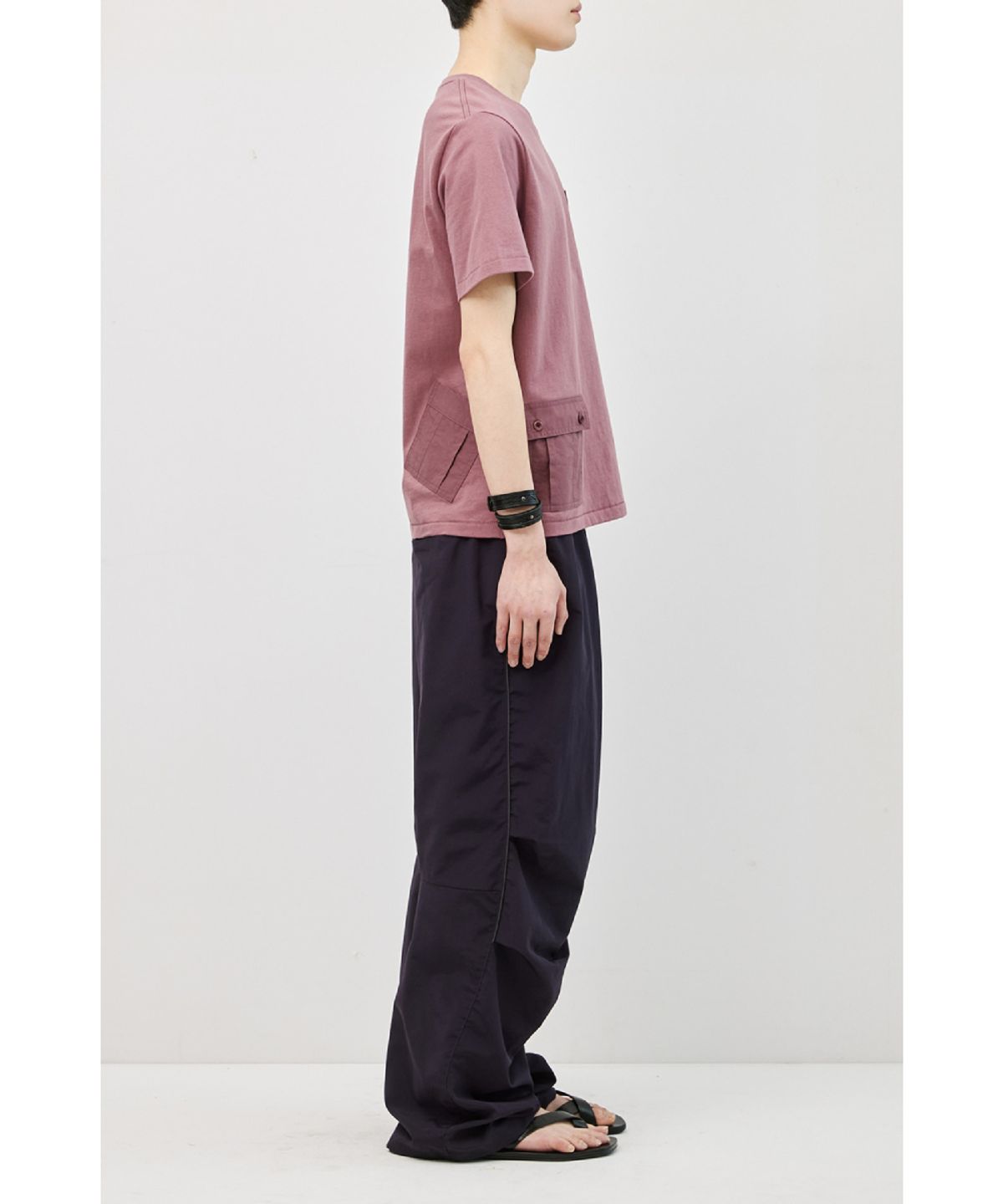 해칭룸(HATCHINGROOM) Multi Pocket Tee Pink