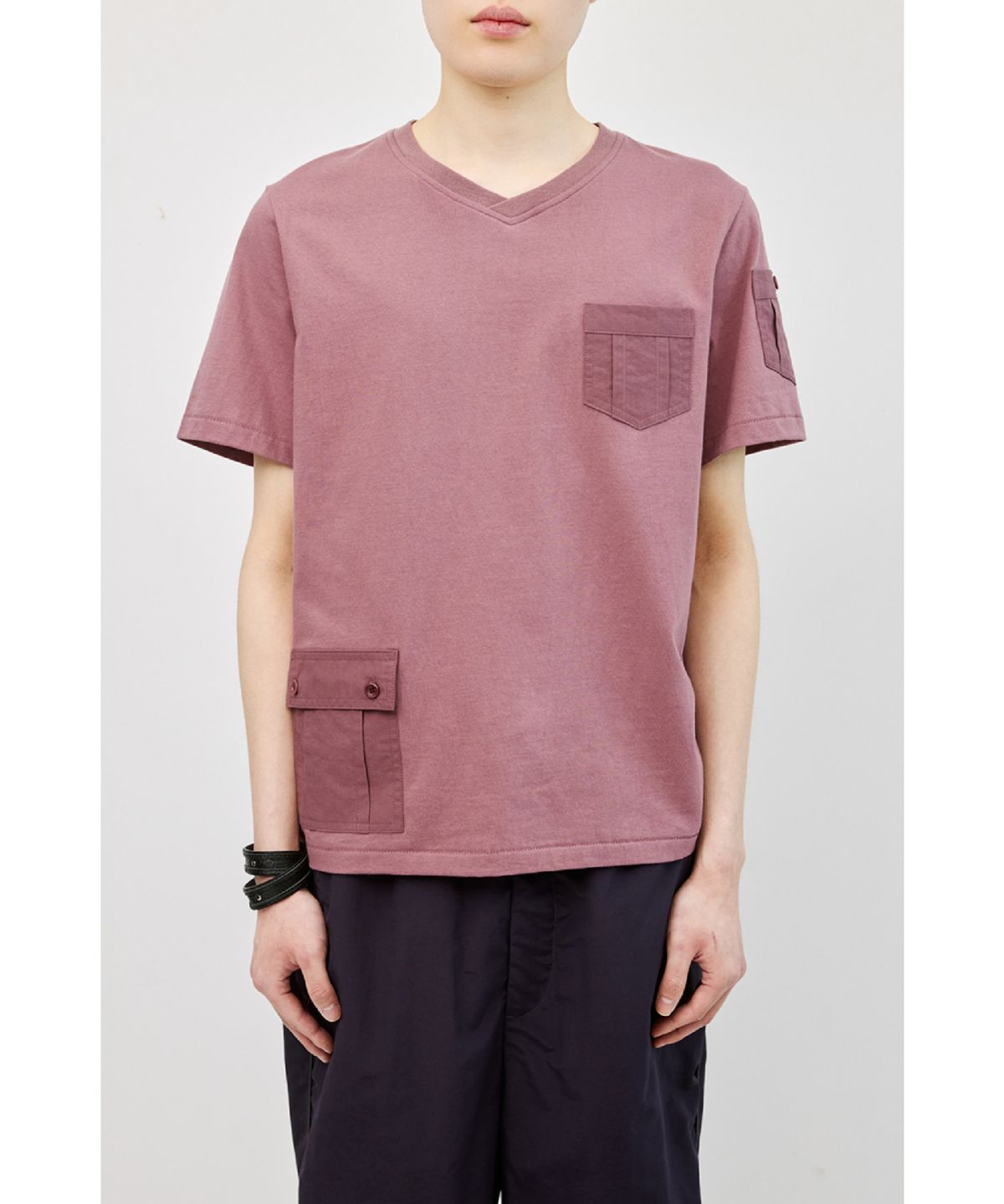 해칭룸(HATCHINGROOM) Multi Pocket Tee Pink