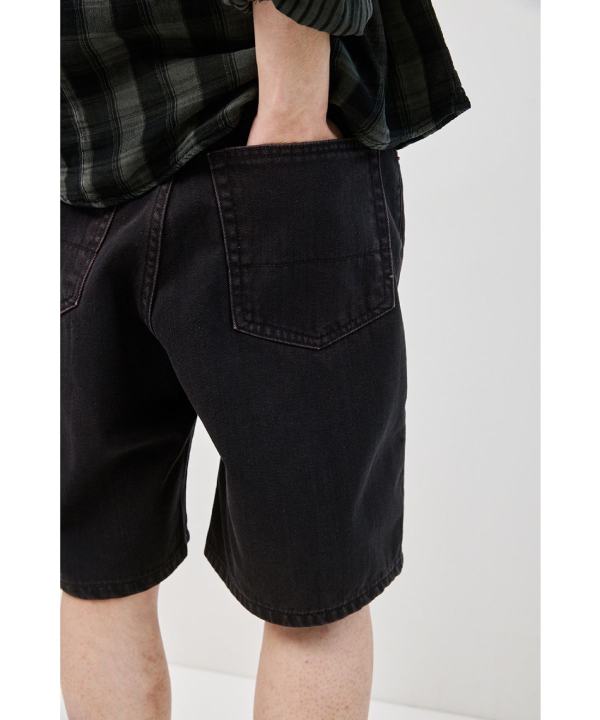 해칭룸(HATCHINGROOM) Bleached Shorts Dark Navy