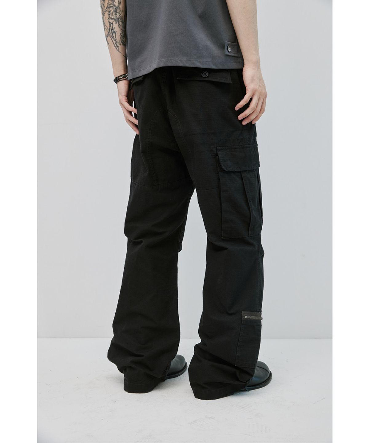 해칭룸(HATCHINGROOM) Multi Cargo Pants Black
