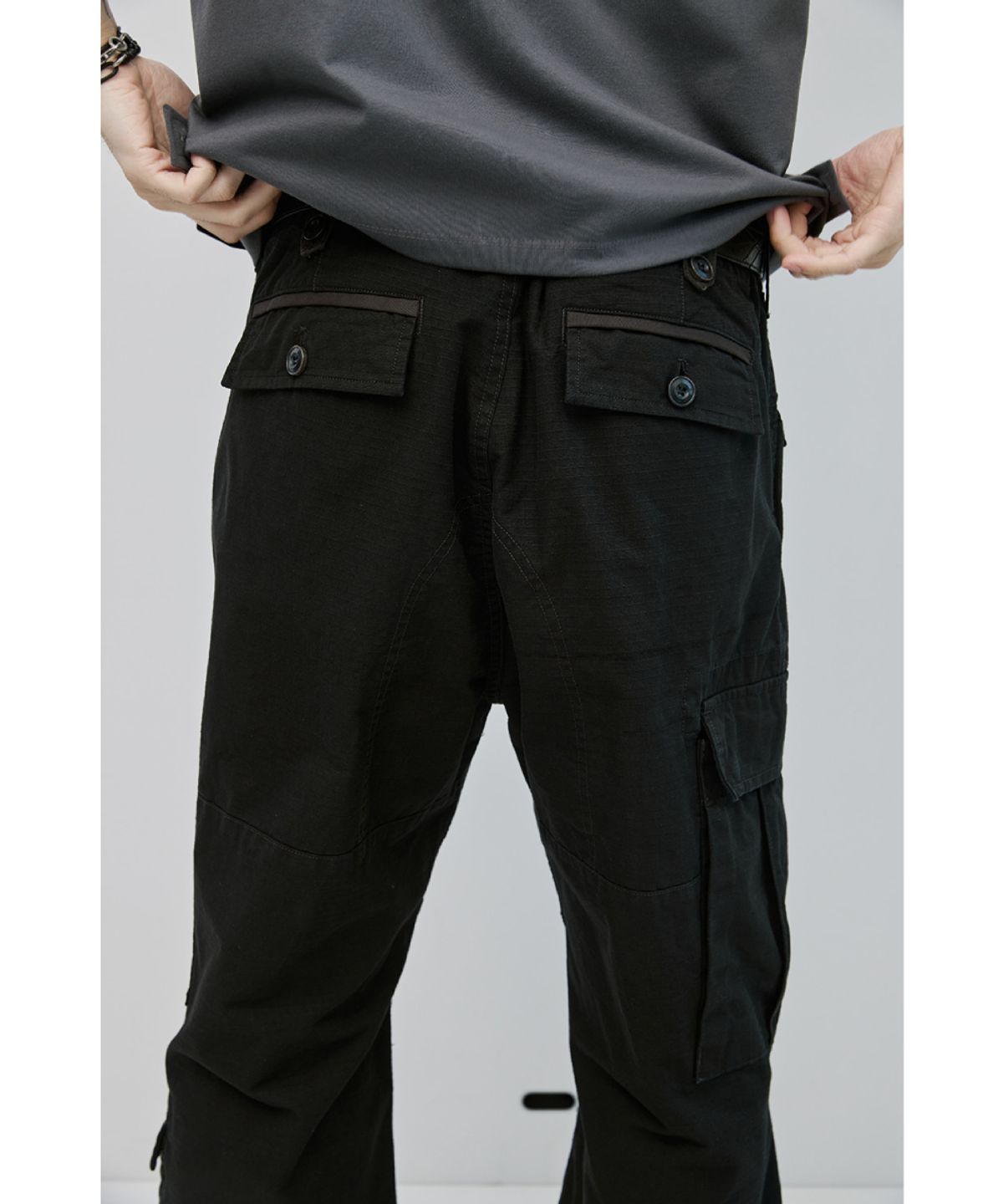 해칭룸(HATCHINGROOM) Multi Cargo Pants Black