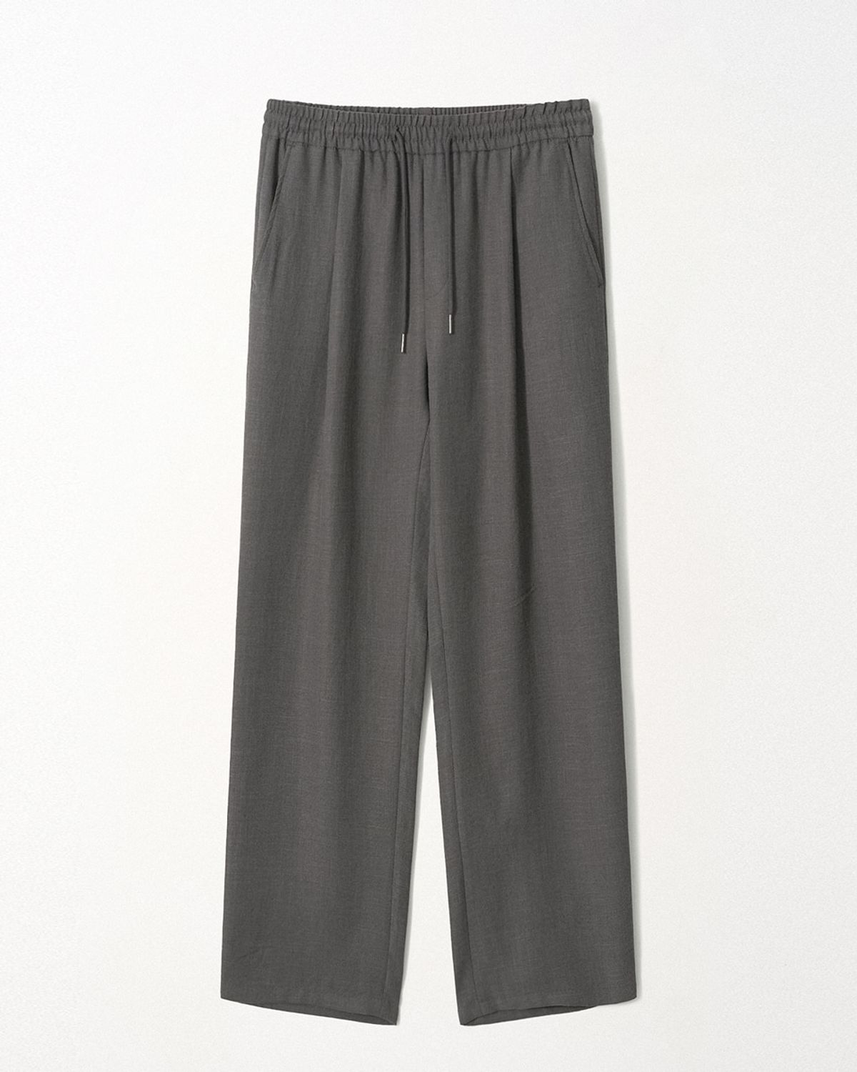 이지오(EZIO) Relaxed Pin-Tuck Wide Banding Pants_Charcoal
