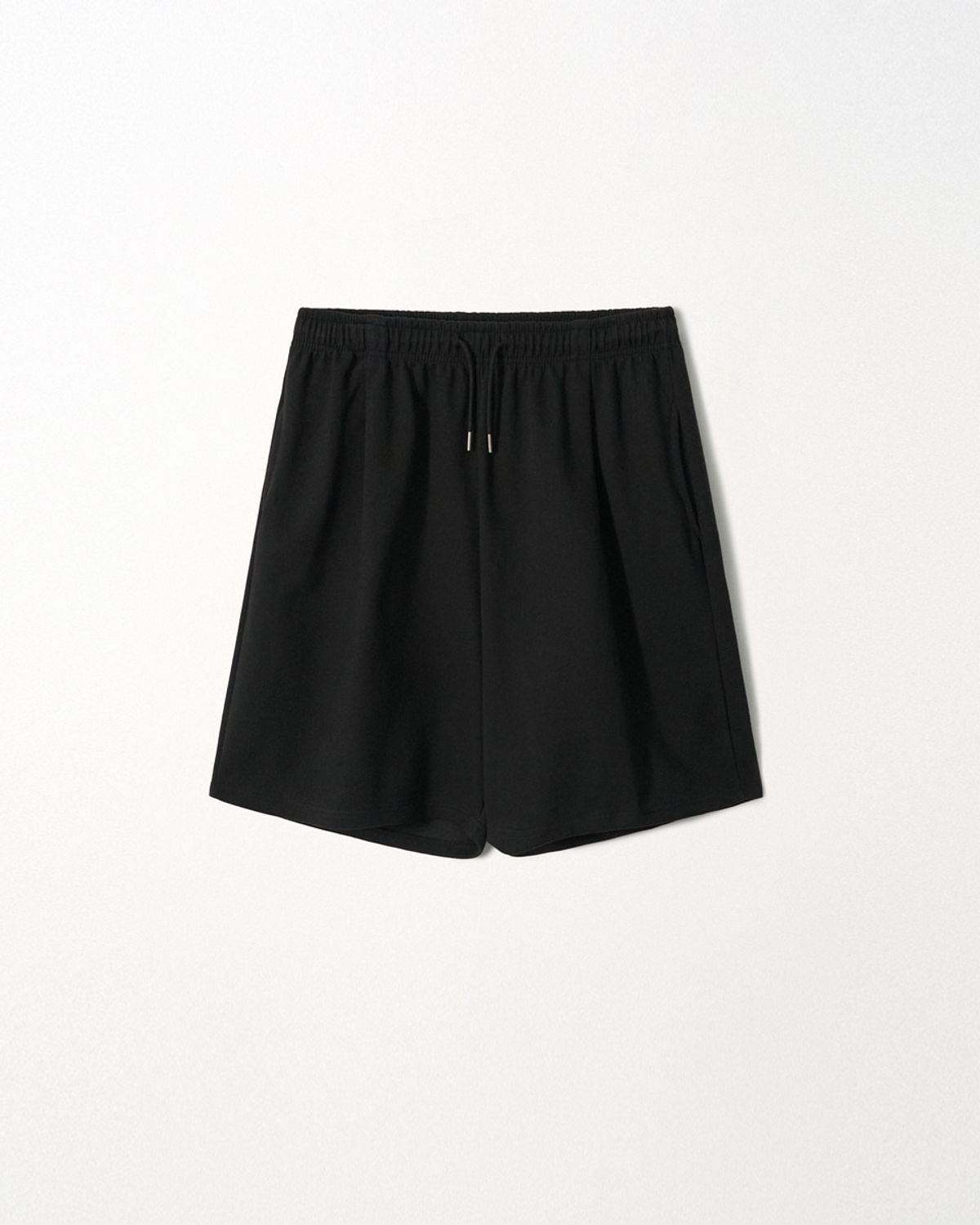 이지오(EZIO) Basic Bermuda Sweat Shorts_Black
