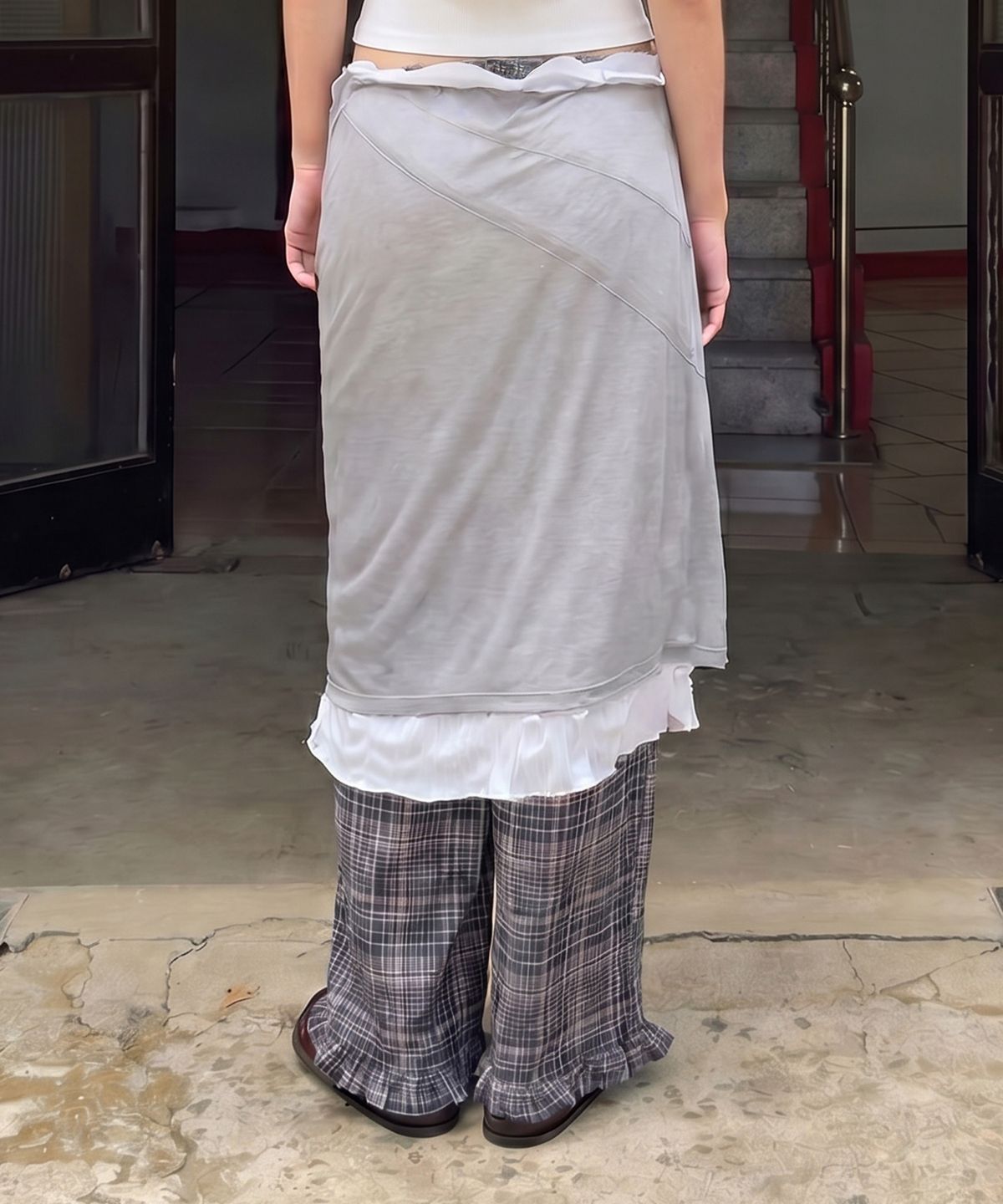 다이애그널(DIAGONAL) WRINKLED SHEER SKIRT (grey)