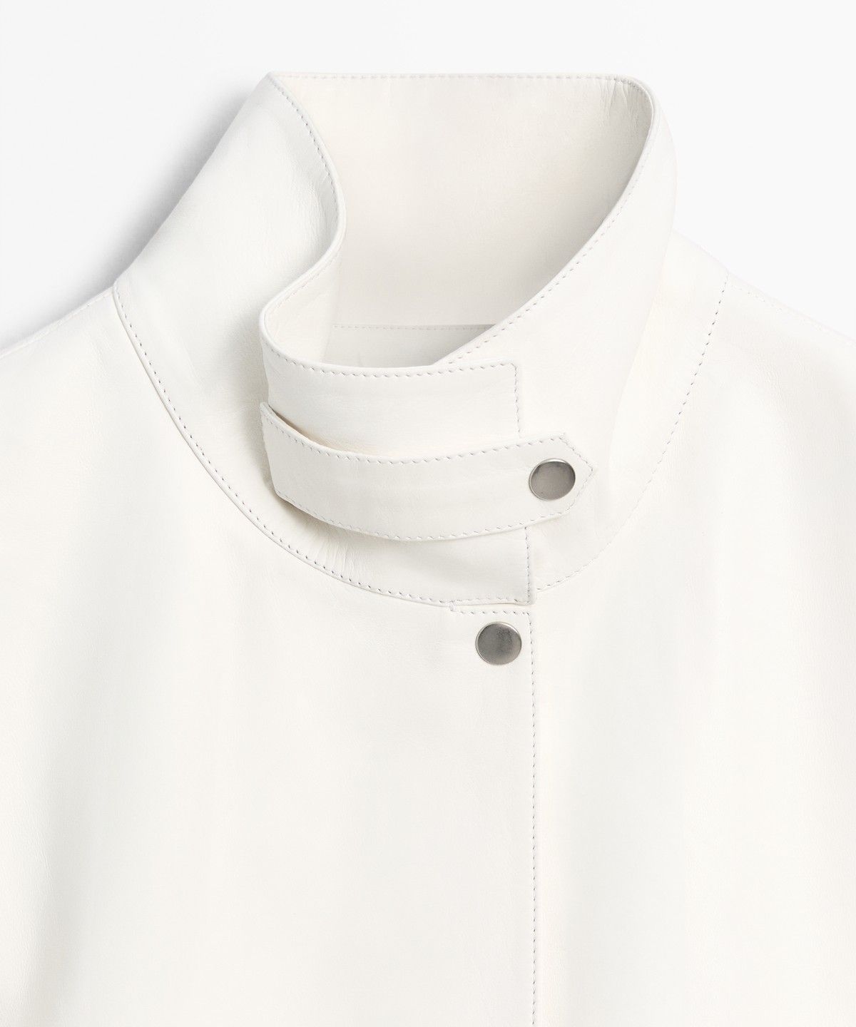 마시모두띠(MASSIMO DUTTI) 나파 가죽 봄버 자켓