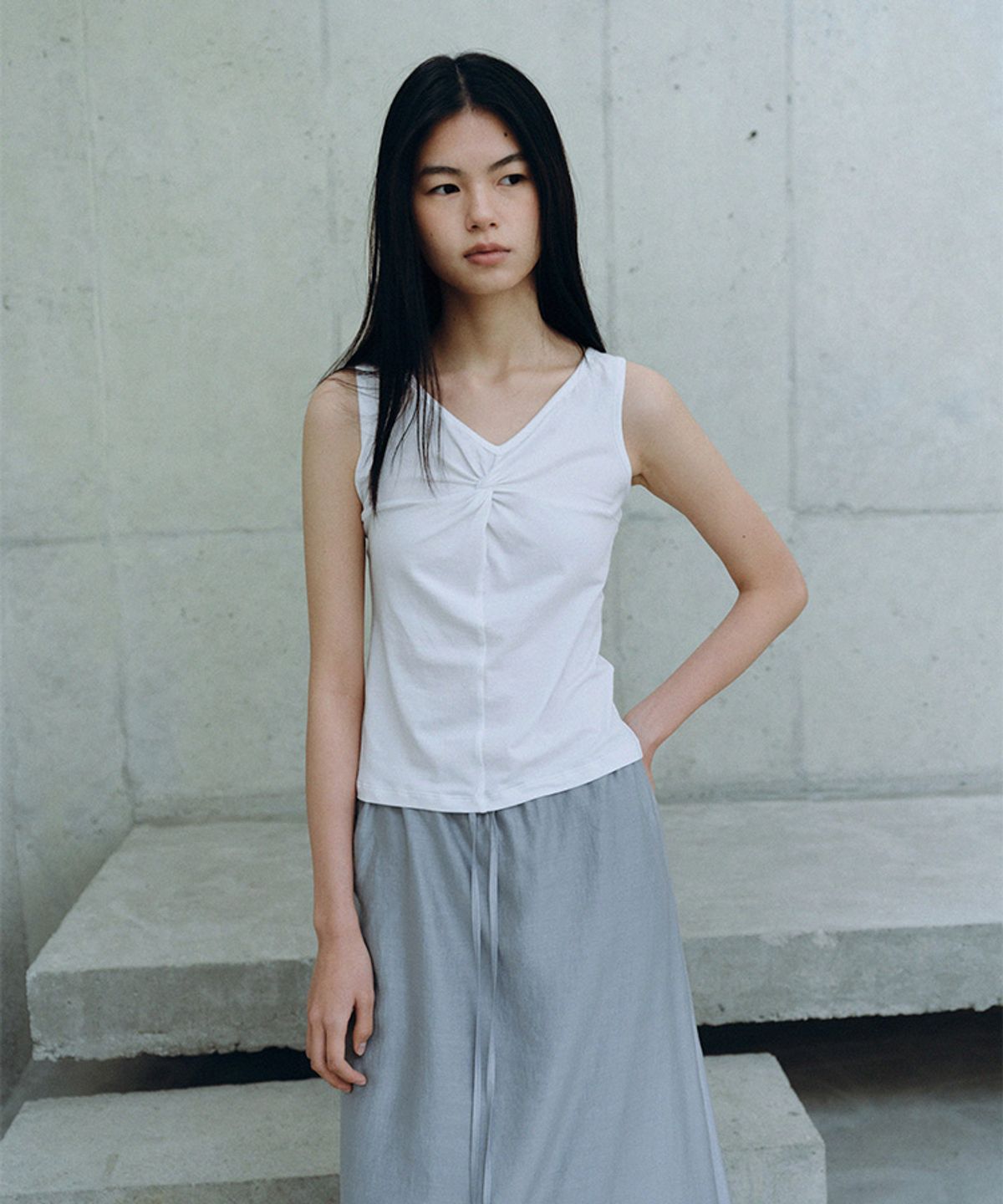 카셀(CACELE) SOFT TWIST SLEEVELESS, WHITE