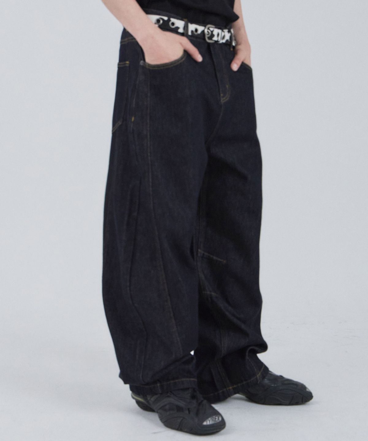 포스센스티브(FORCESENSITIVE) FST CURVED PANTS (INDIGO)