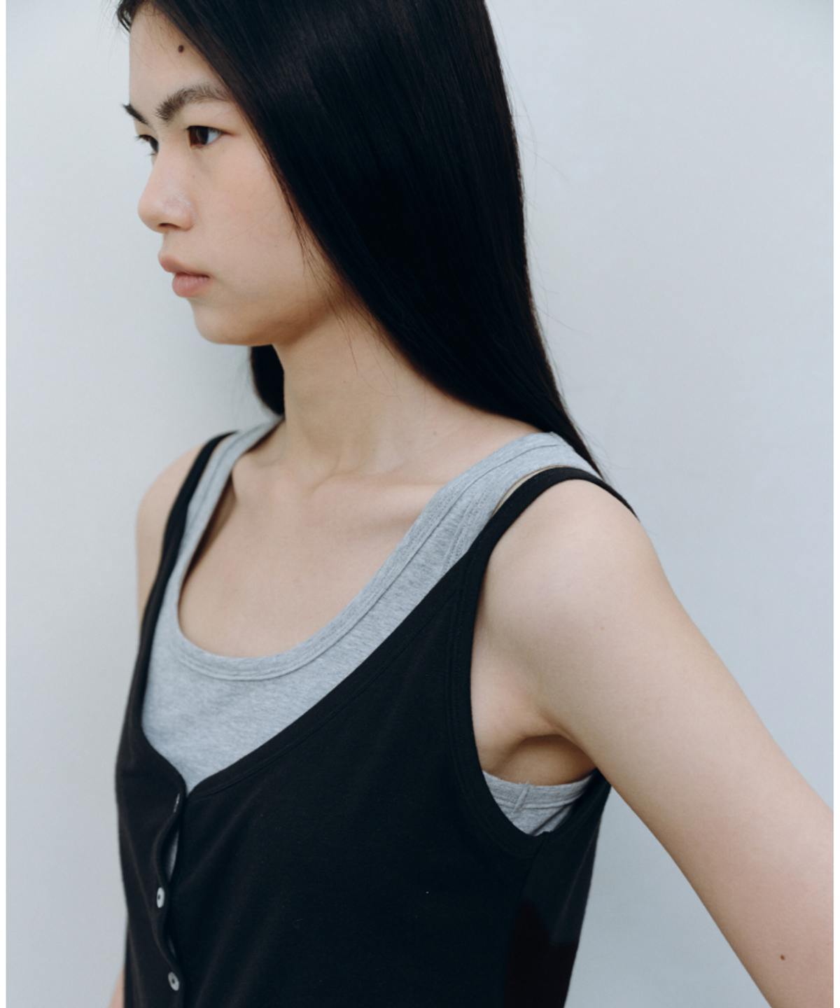 카셀(CACELE) LAYERED BUTTON SLEEVELESS, MULTI