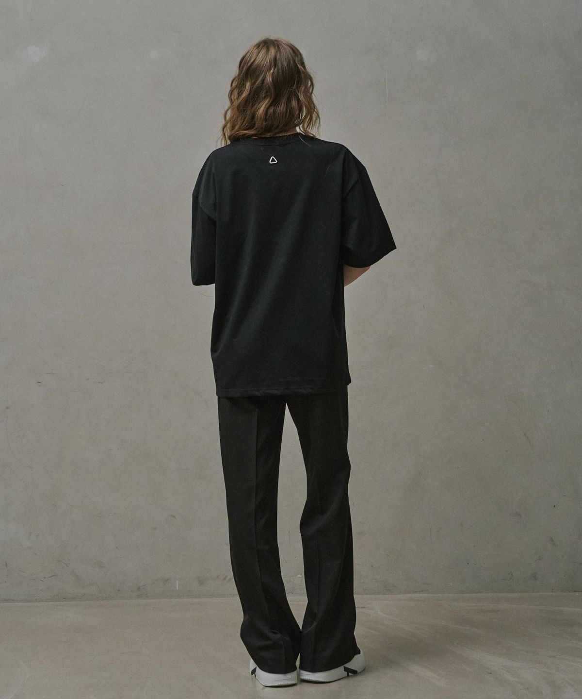 메종 드 누아(MAISON DE NOIR) BASIQUE T-SHIRT BLACK