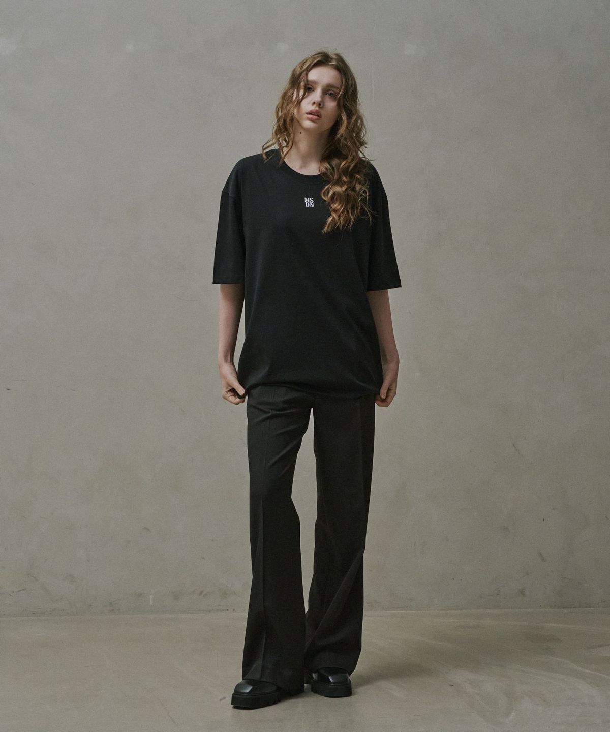 메종 드 누아(MAISON DE NOIR) SIGNATURE T-SHIRT BLACK