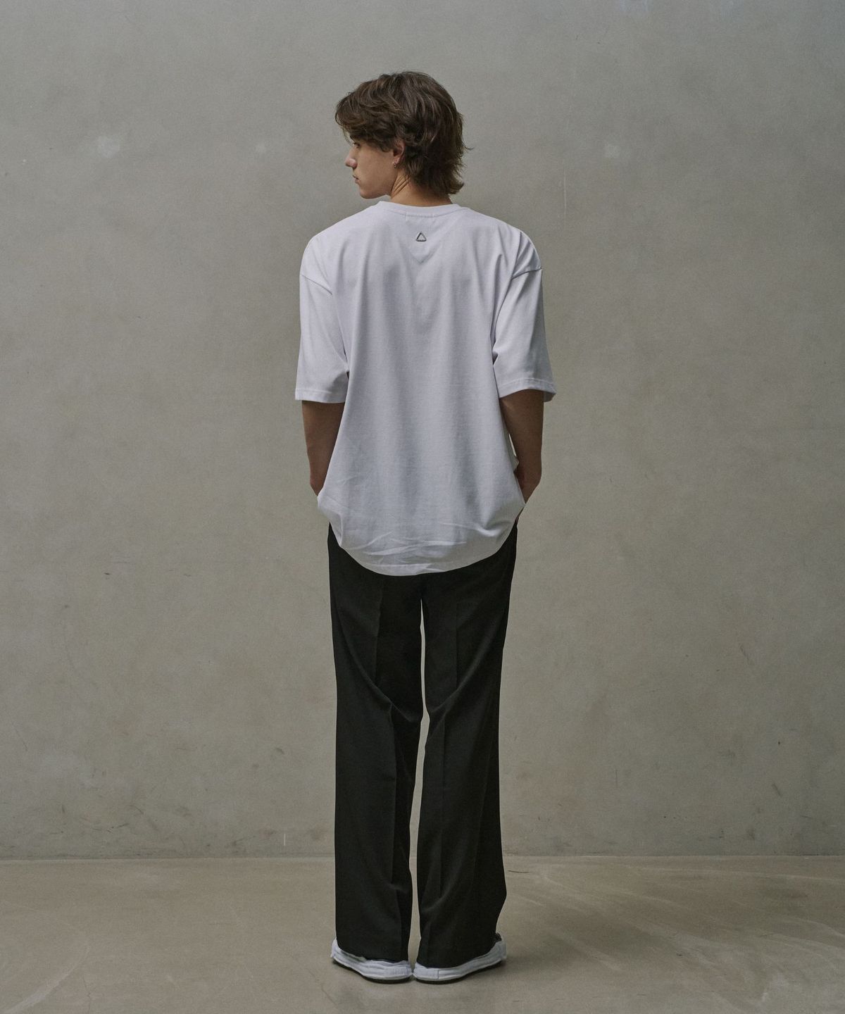 메종 드 누아(MAISON DE NOIR) SIGNATURE T-SHIRT WHITE