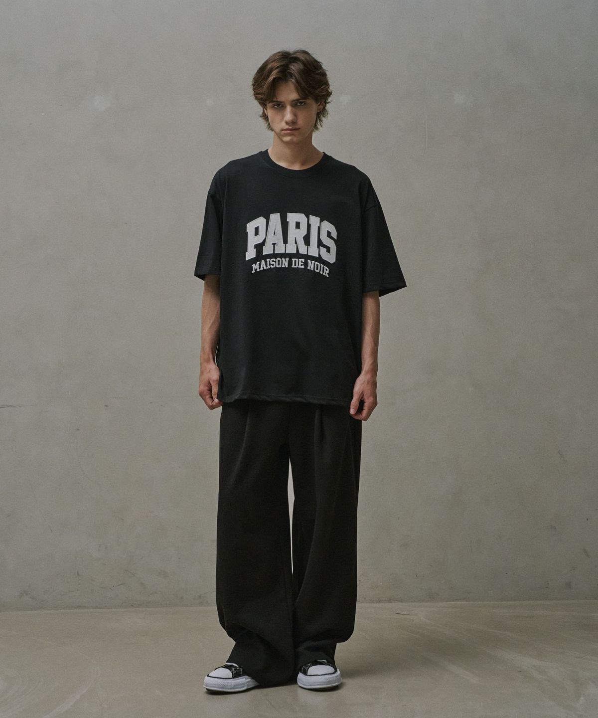 메종 드 누아(MAISON DE NOIR) APPLIQUÉ T-SHIRT BLACK