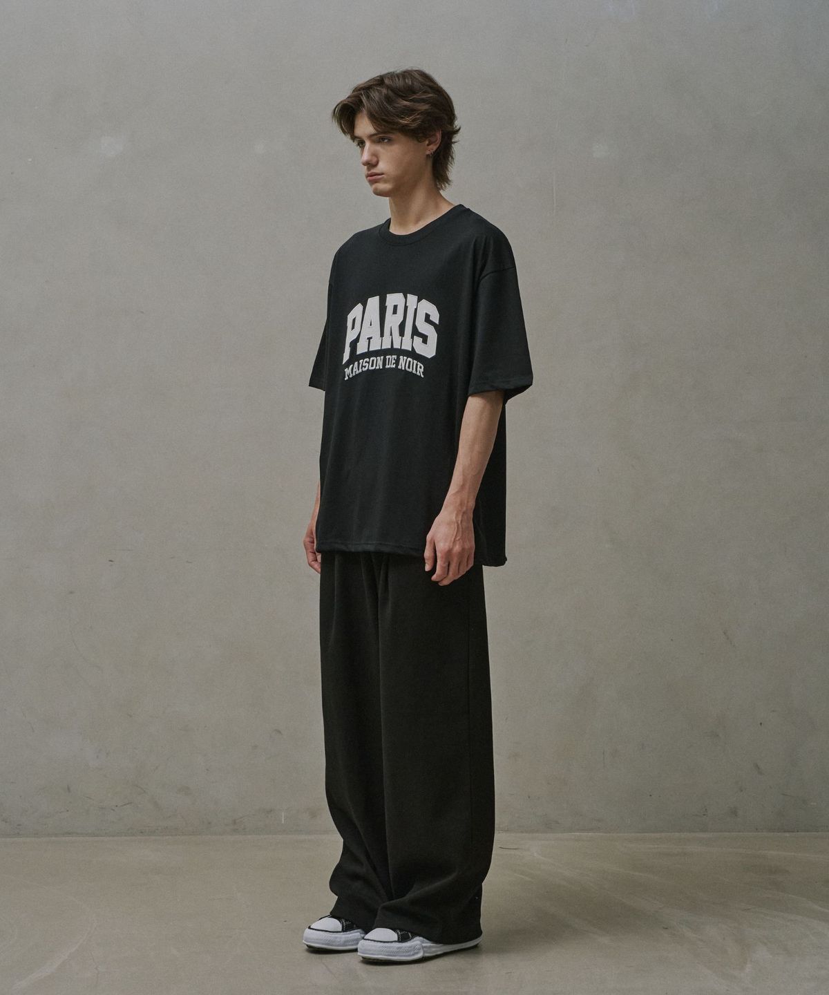 메종 드 누아(MAISON DE NOIR) APPLIQUÉ T-SHIRT BLACK