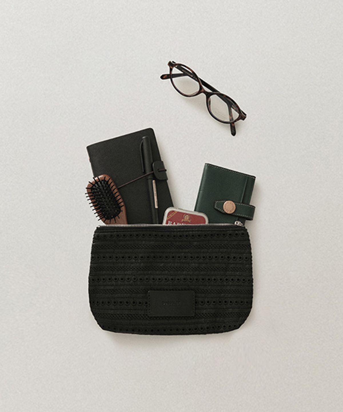 드메이커(DEMAKER) Skashi punch pouch-black