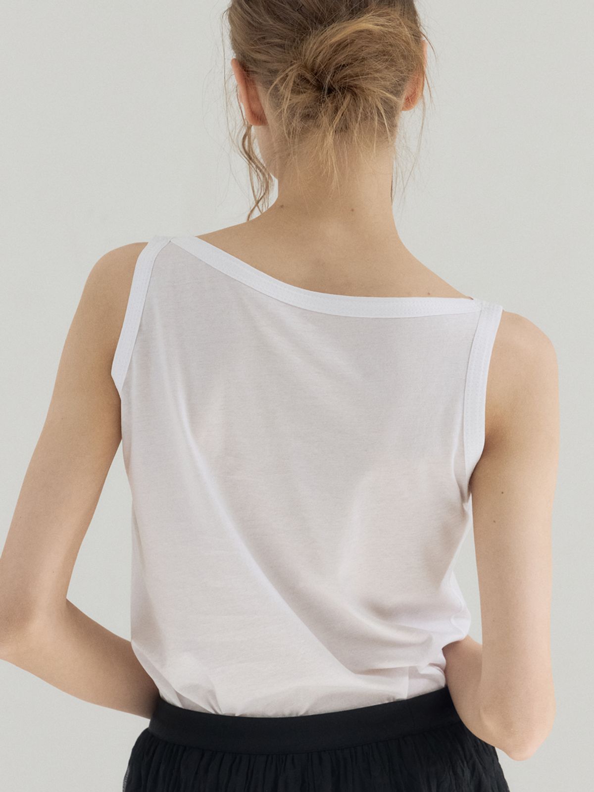 쏘리, 투 머치 러브(SORRY, TOO MUCH LOVE) No Rush Summer Boat Neck Top_White