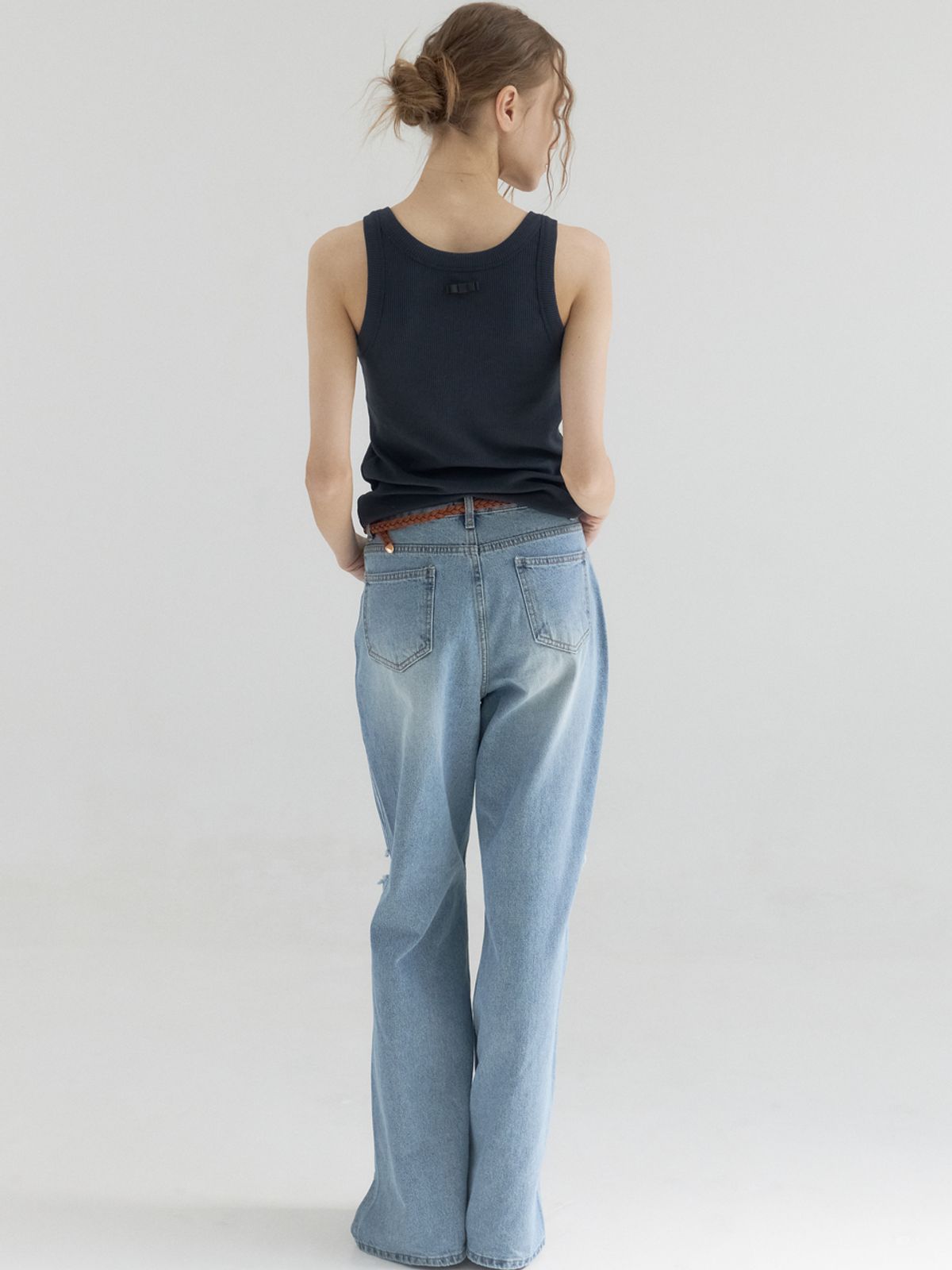 쏘리, 투 머치 러브(SORRY, TOO MUCH LOVE) Mid Rise Distressed Leg  Denim Pants_Blue