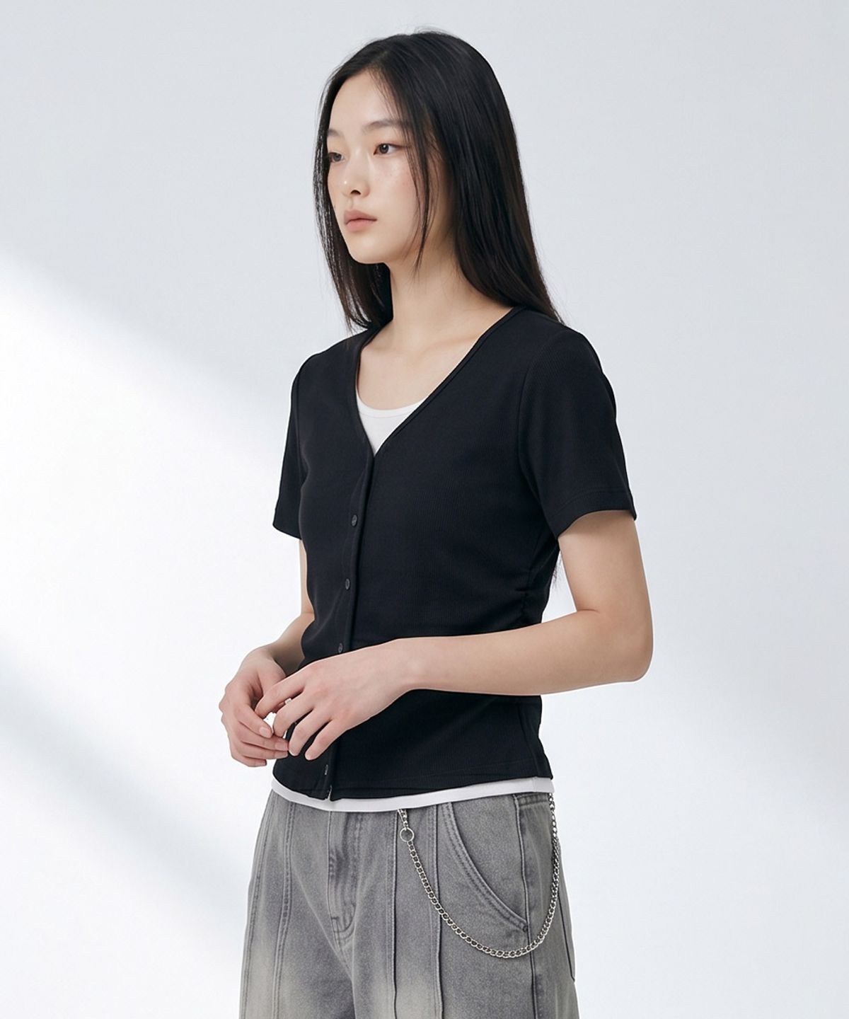 체이스컬트(CHASECULT) 여성 브이넥 레이어드 반팔 티셔츠-FCRG5878E03