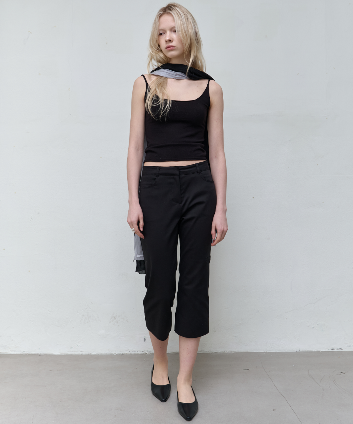 서란(SEORAN) Side Detail Half Pants_Black