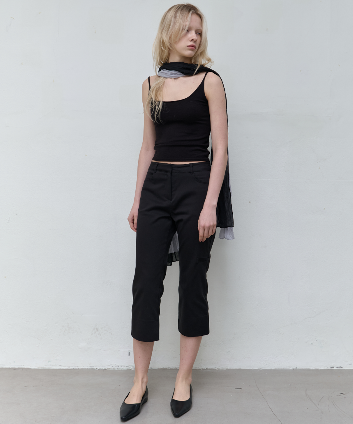 서란(SEORAN) Side Detail Half Pants_Black