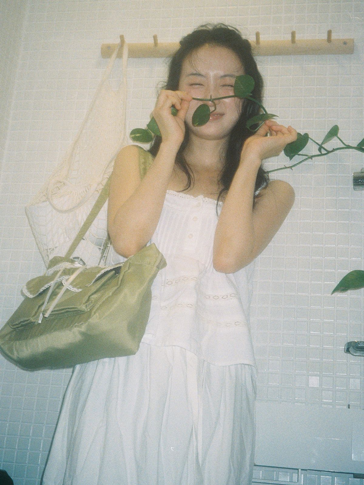 오부니(OVUNI) 폴린느 백_올리브 그린