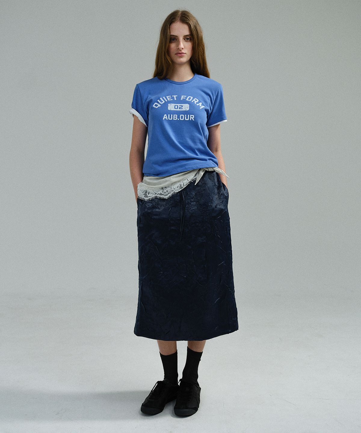 아우브아워(AUBOUR) putty satin skirt (navy)