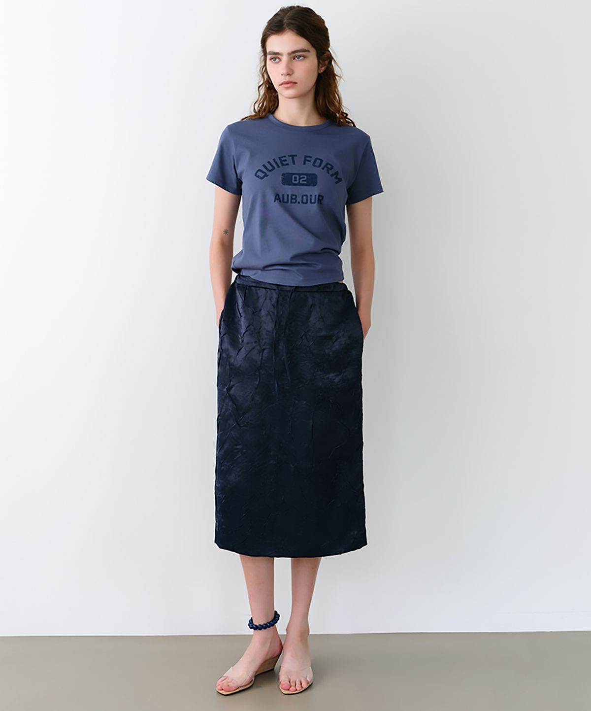 아우브아워(AUBOUR) putty satin skirt (navy)