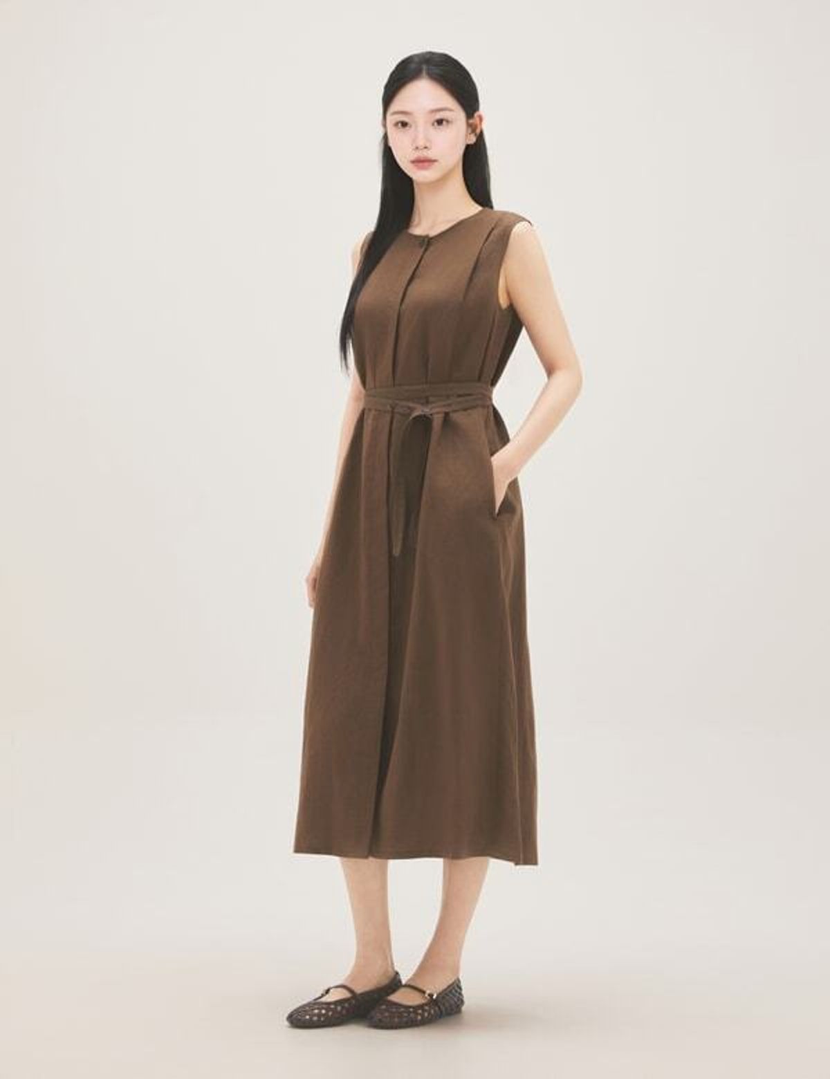 로엠(ROEM) 린넨 롱 원피스 RMOWG37R11