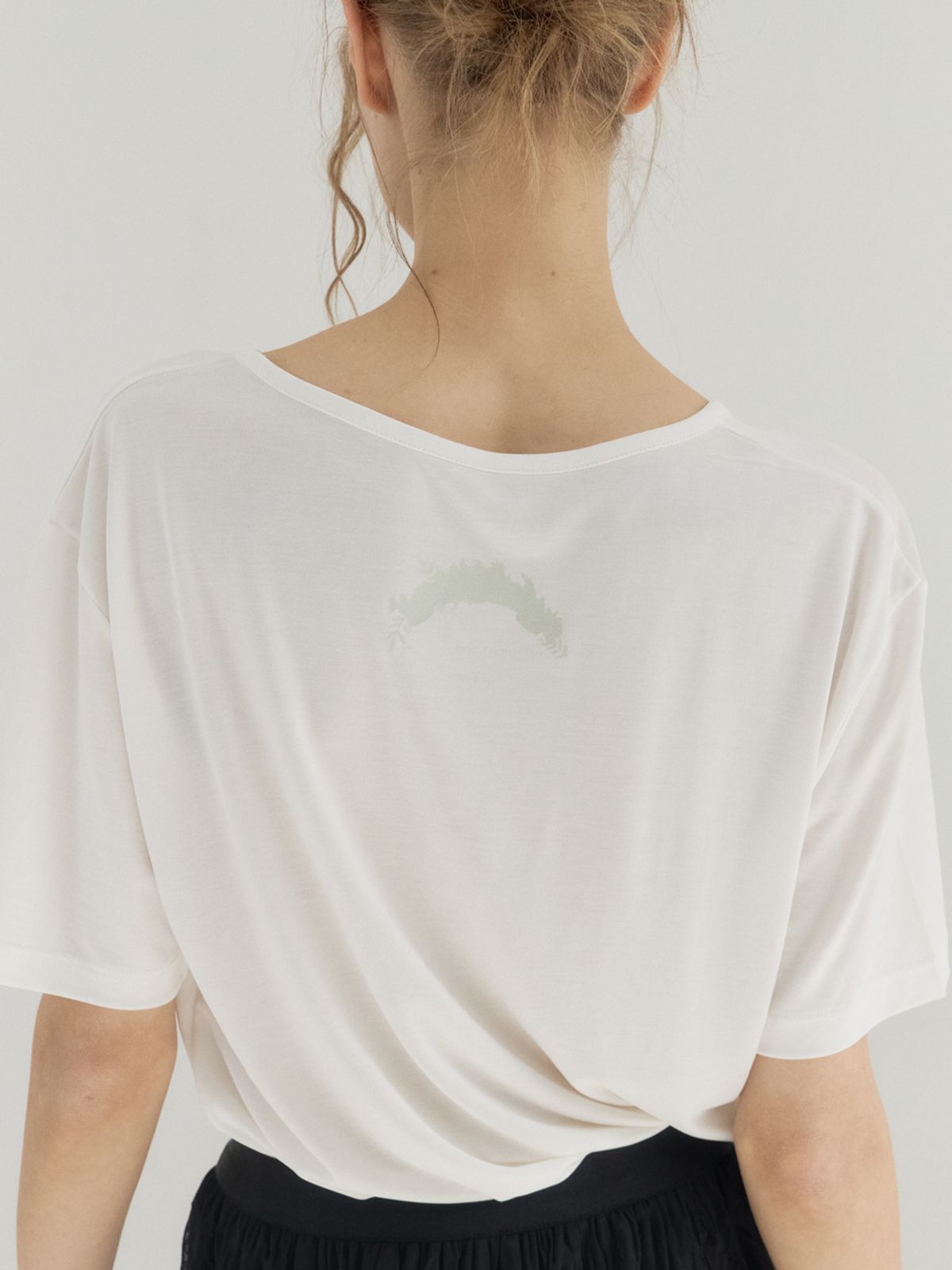 쏘리, 투 머치 러브(SORRY, TOO MUCH LOVE) Deep U-Neck Soft Modal Jergey Tee_White