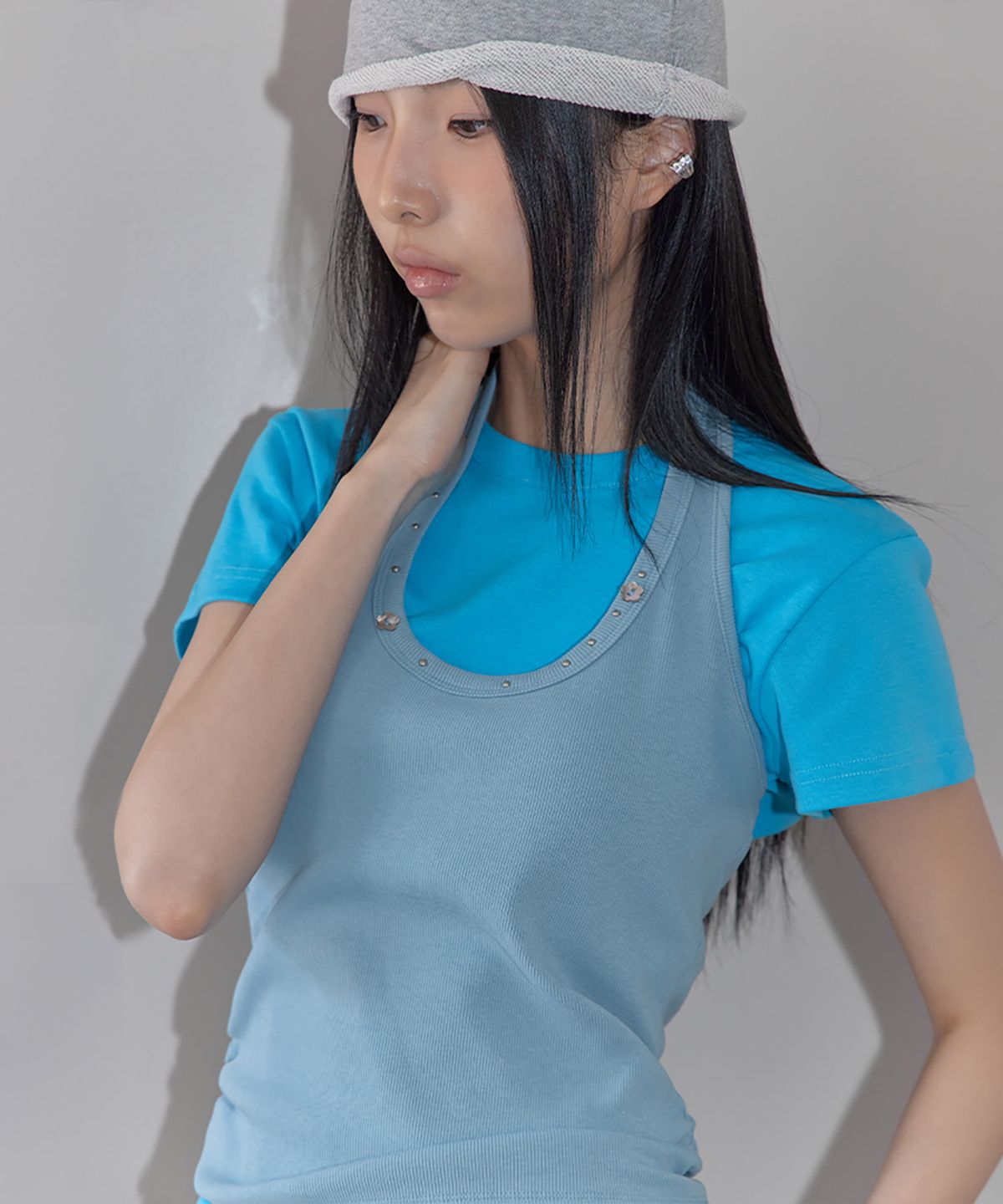 런던다다(LONDONDADA) Stud Shirring Halter Neck Top, BLUE