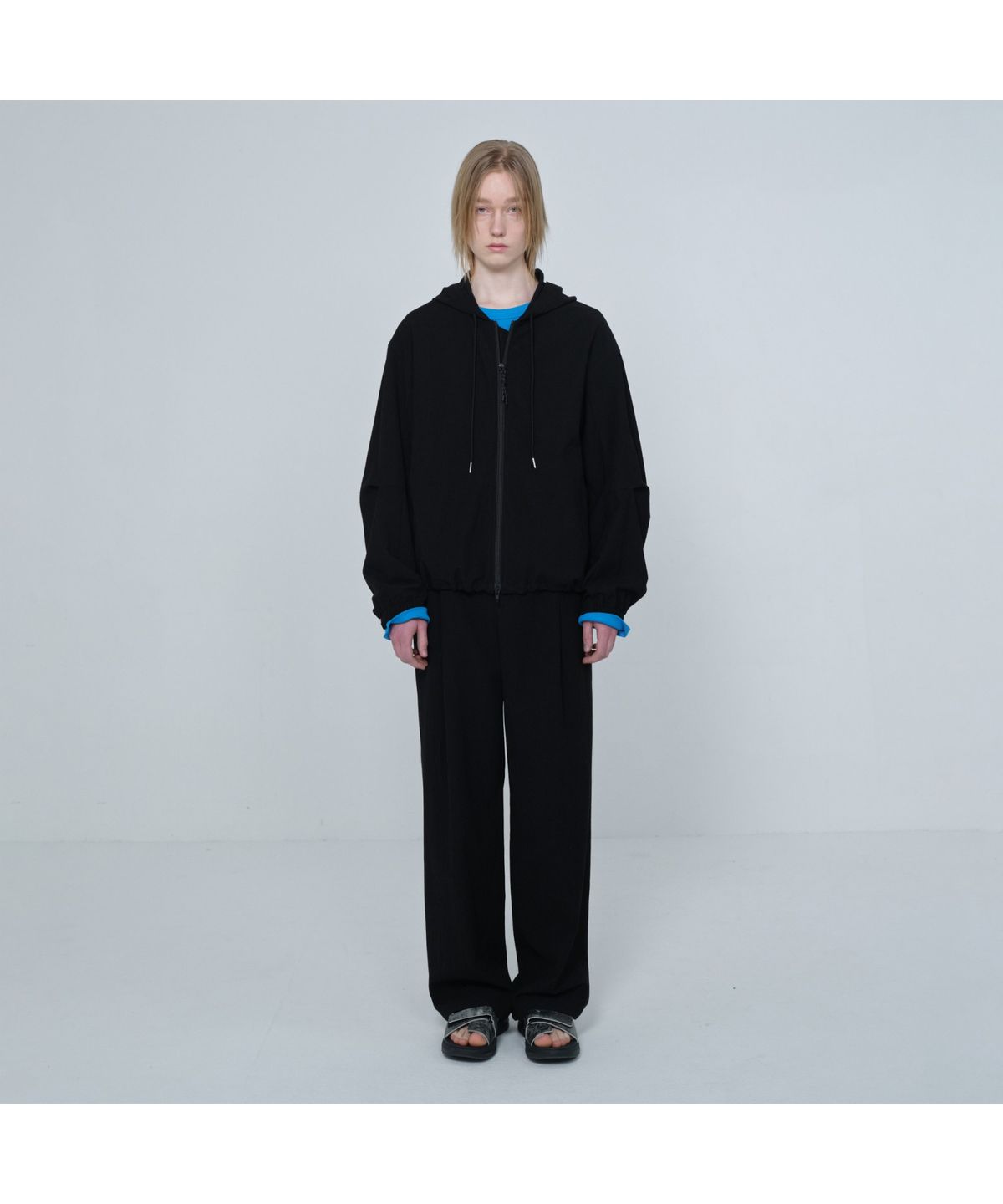커스텀멜로우(CUSTOMELLOW) [Online Only] Black Crinkled Wide Fit Pants CQPAM26211BKX