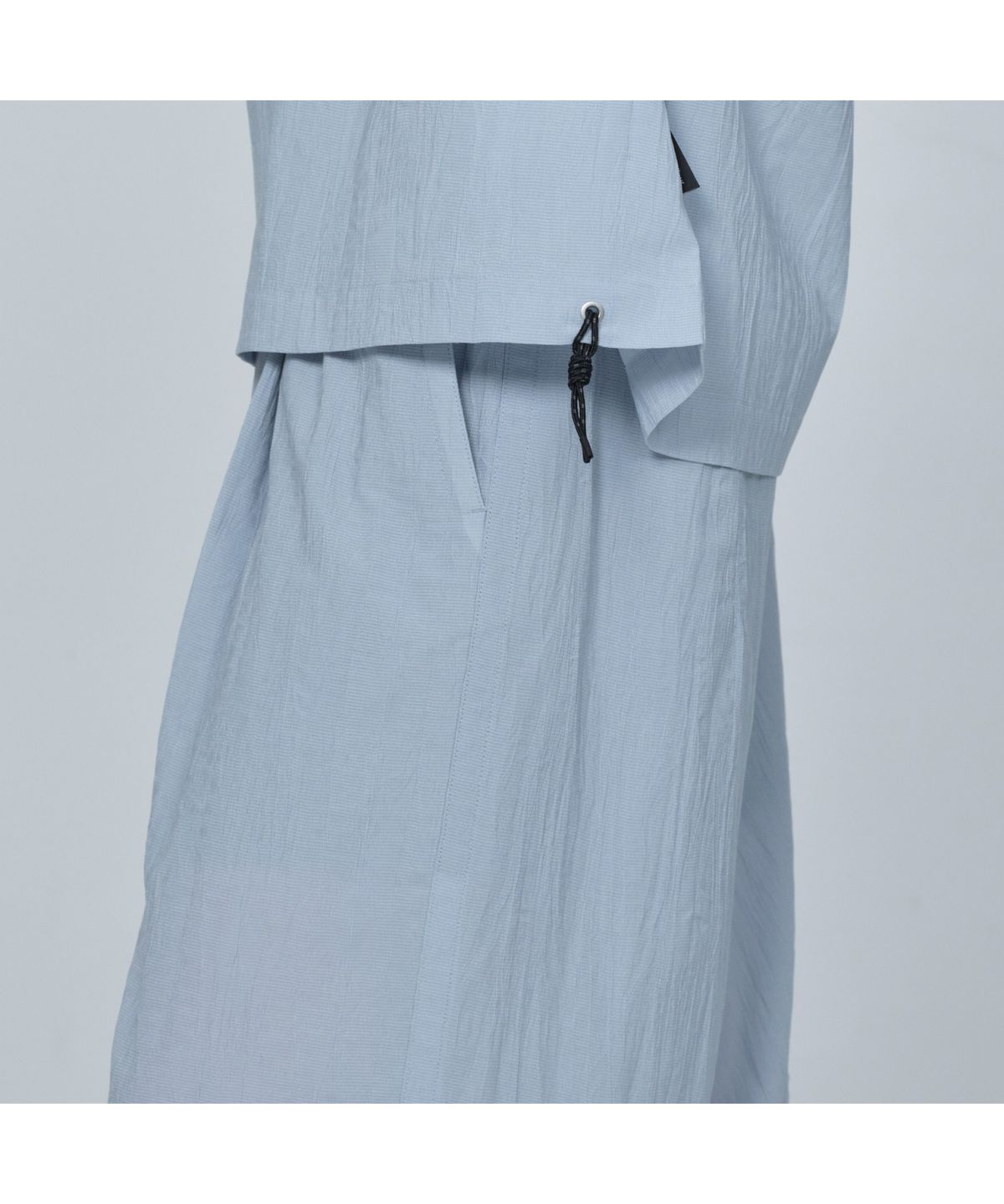 커스텀멜로우(CUSTOMELLOW) [Online Only] Grey Crinkled Bermuda Shorts CQPAM26411GYX
