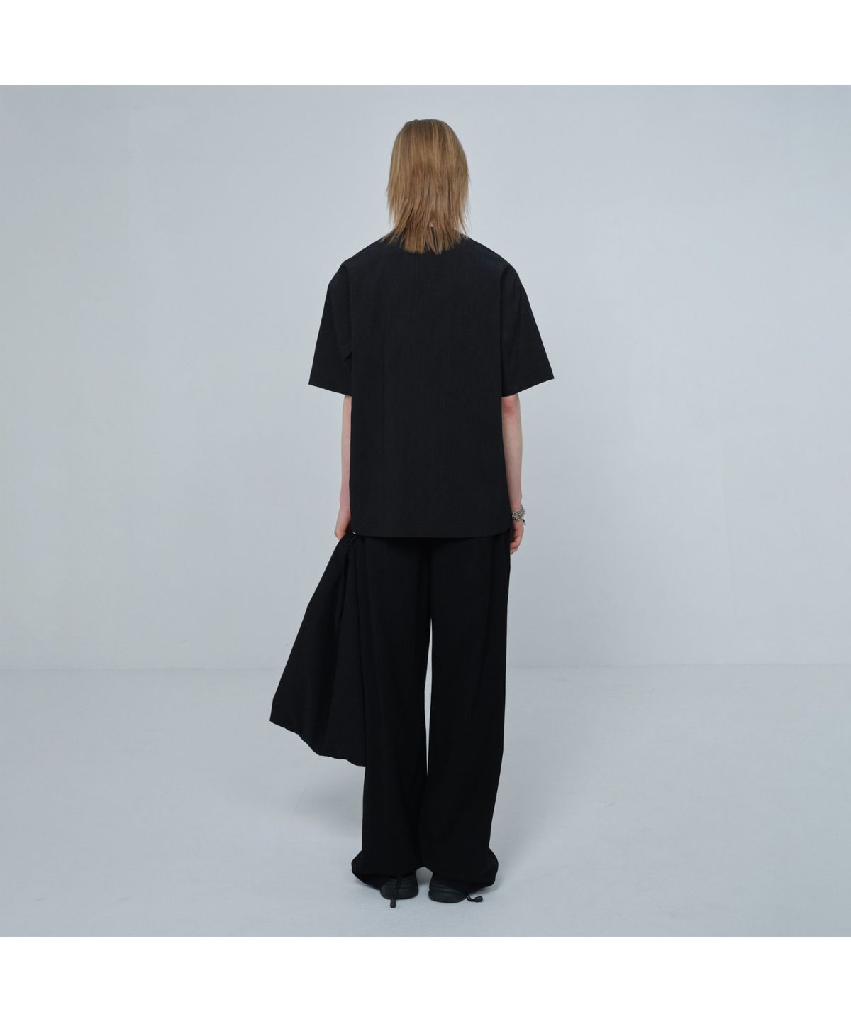 커스텀멜로우(CUSTOMELLOW) [Online Only] Black Crinkled Half Sleeve T-shirt CQTAM26411BKX