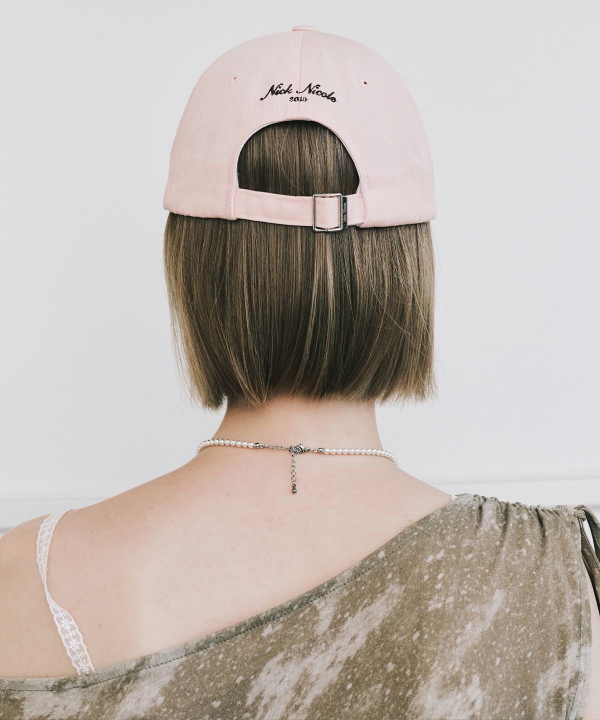 닉앤니콜(NICK&NICOLE) NICOLE LETTERING BALL CAP_PINK BROWN