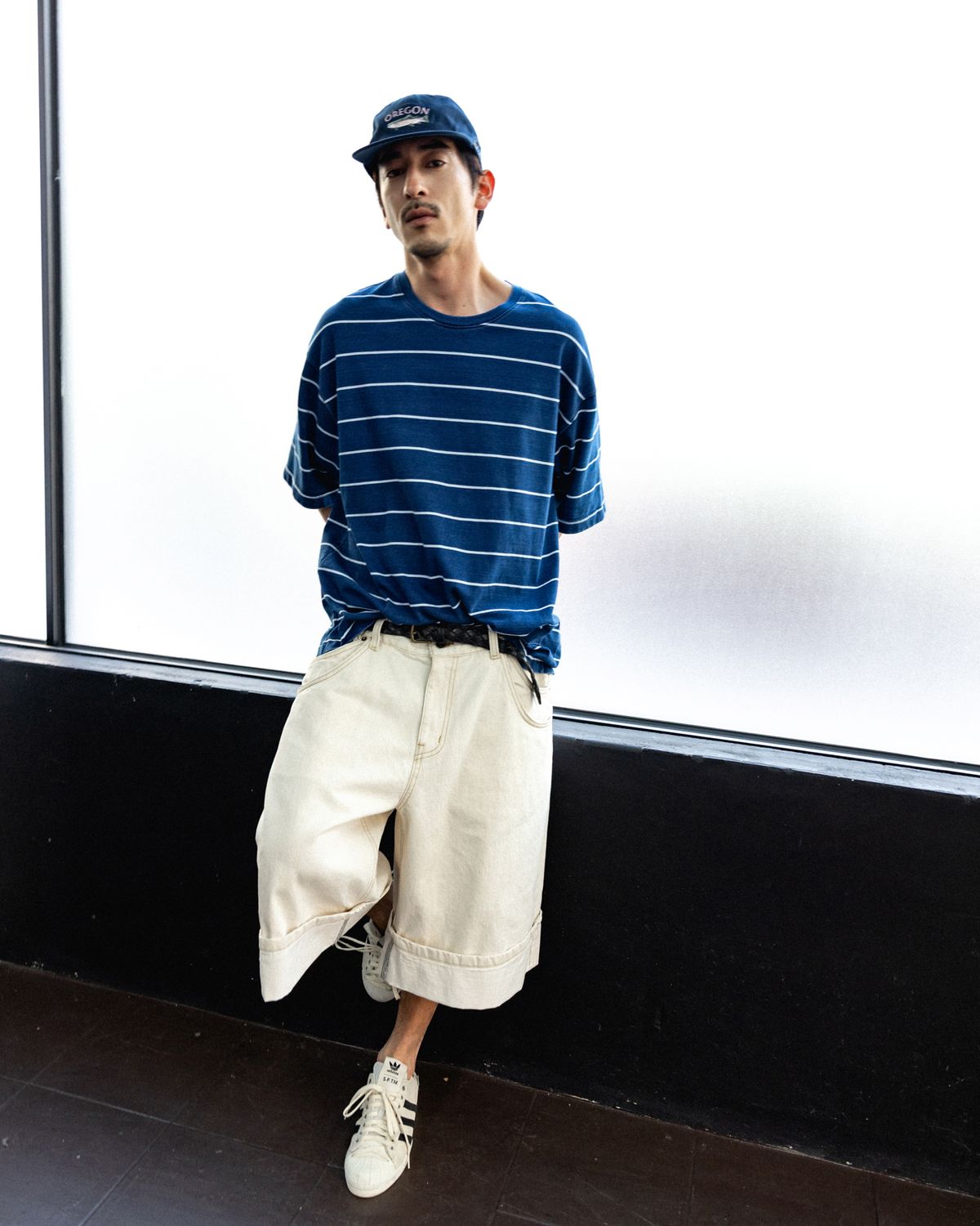 앵글런(ANGLAN) Denim Striped Tee - White