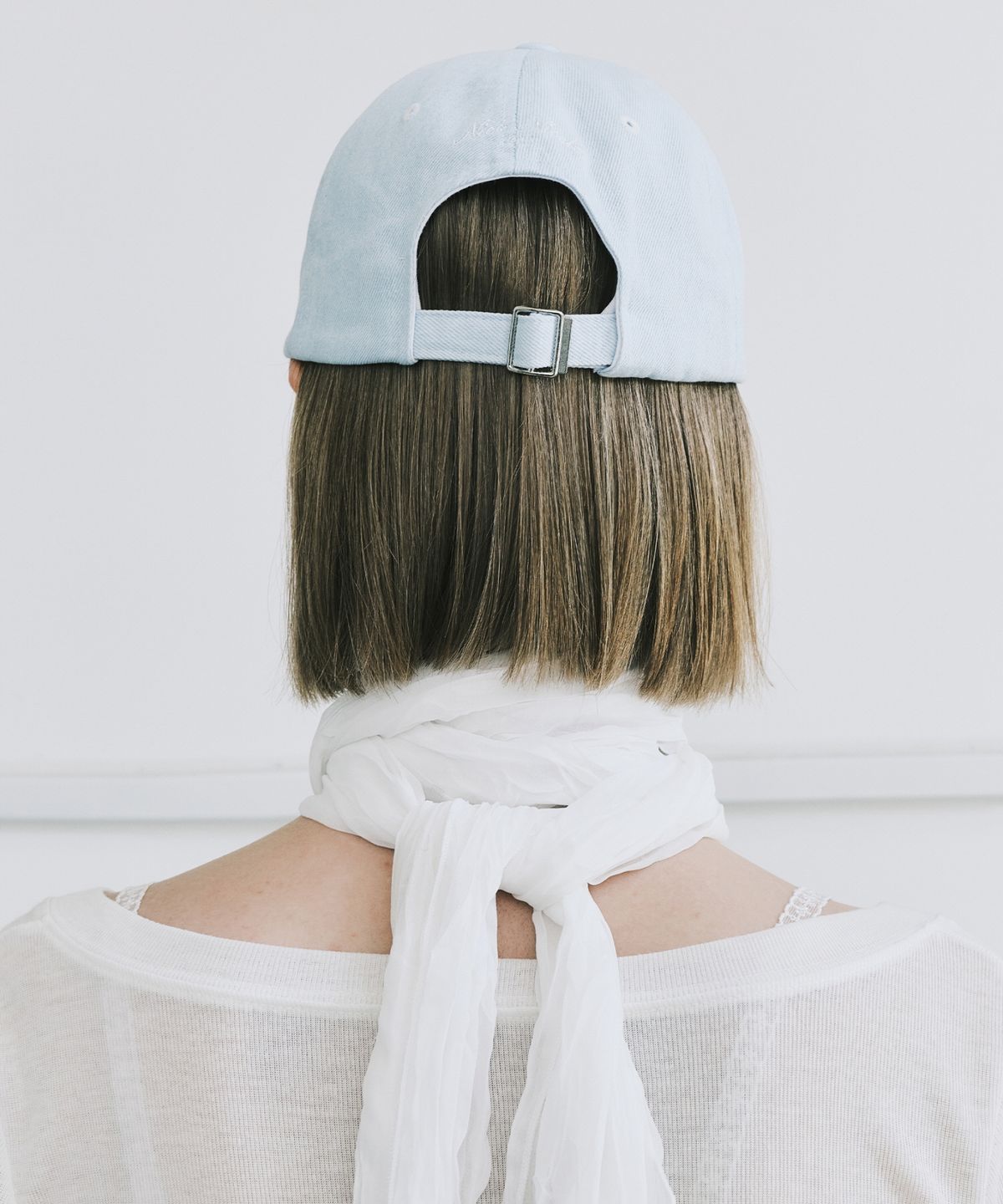 닉앤니콜(NICK&NICOLE) NICOLE LETTERING BALL CAP_DENIM SKY BLUE