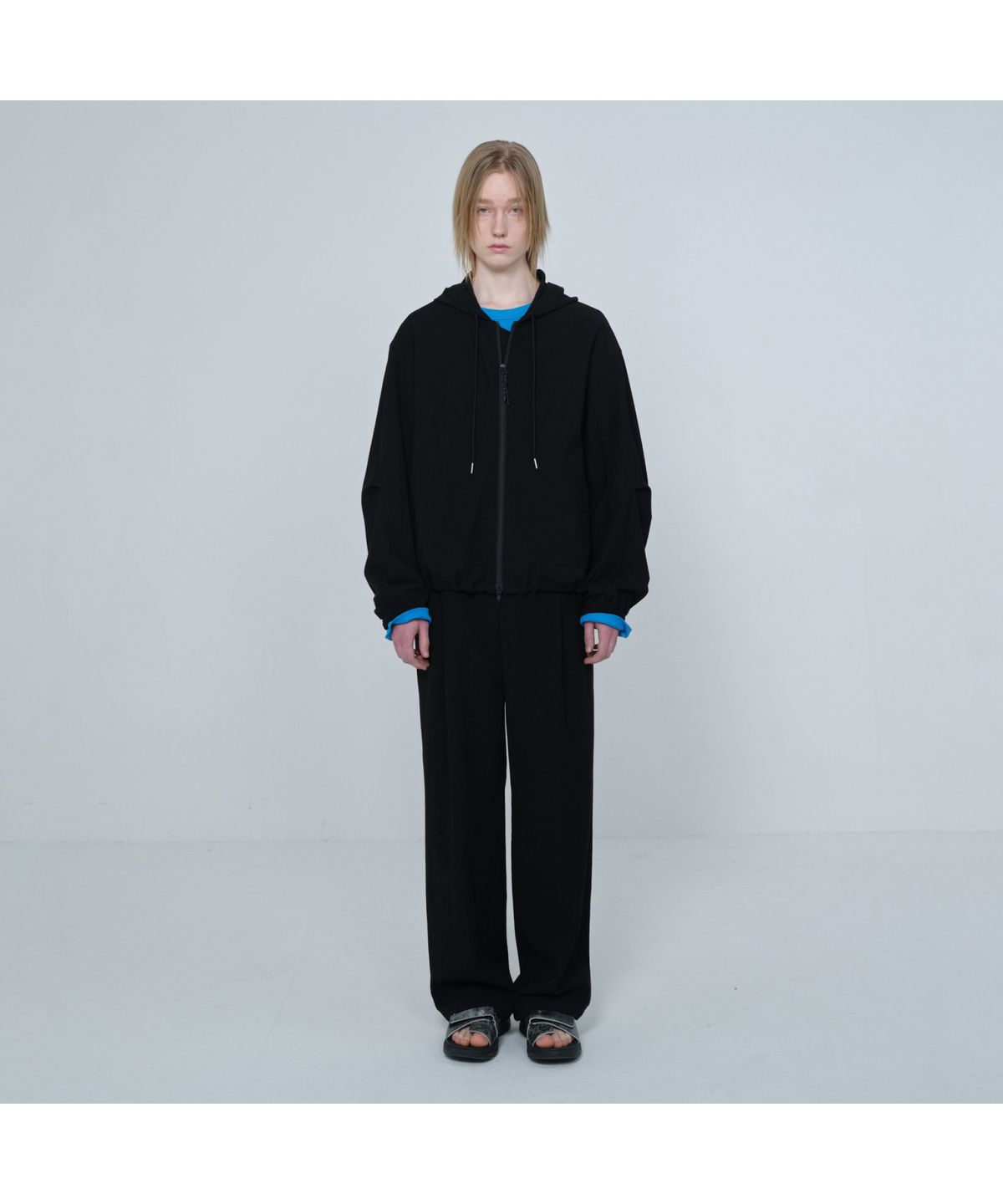 커스텀멜로우(CUSTOMELLOW) [Online Only] Black Crinkled Hood Zip Jacket CQUAM26211BKX