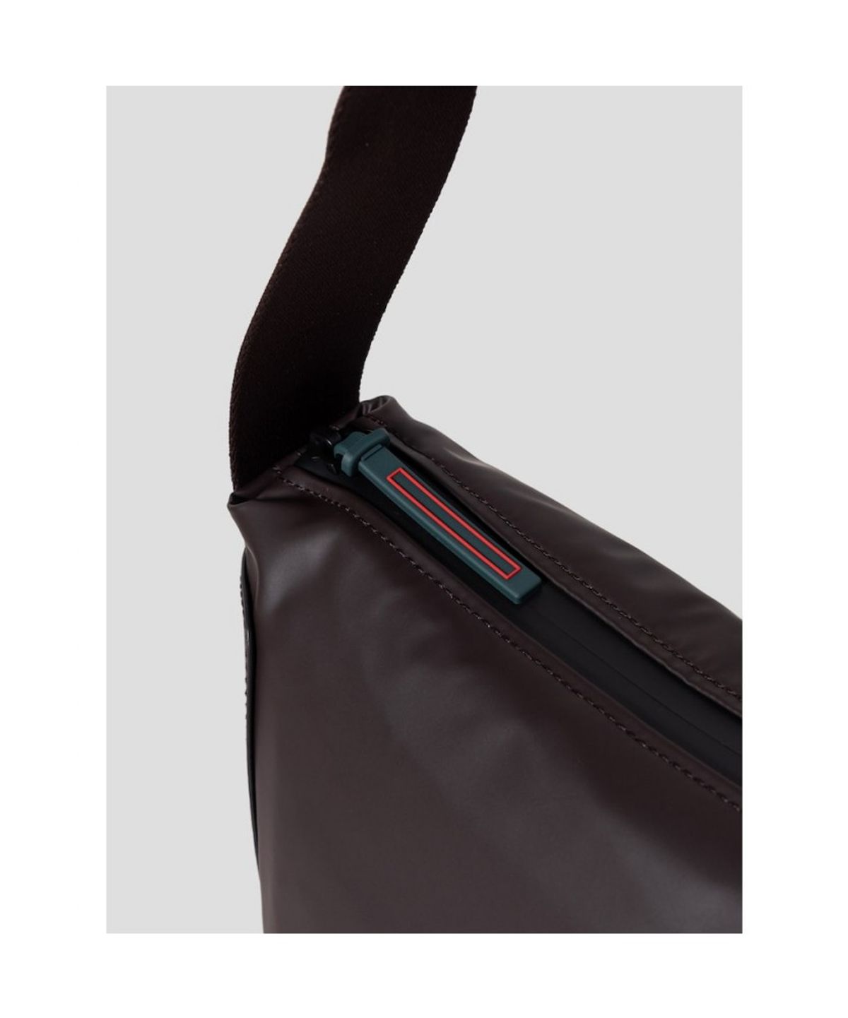 빈폴 액세서리(BEANPOLE ACCESSORY) [HUNTER] 스몰 크로스백 - 브라운