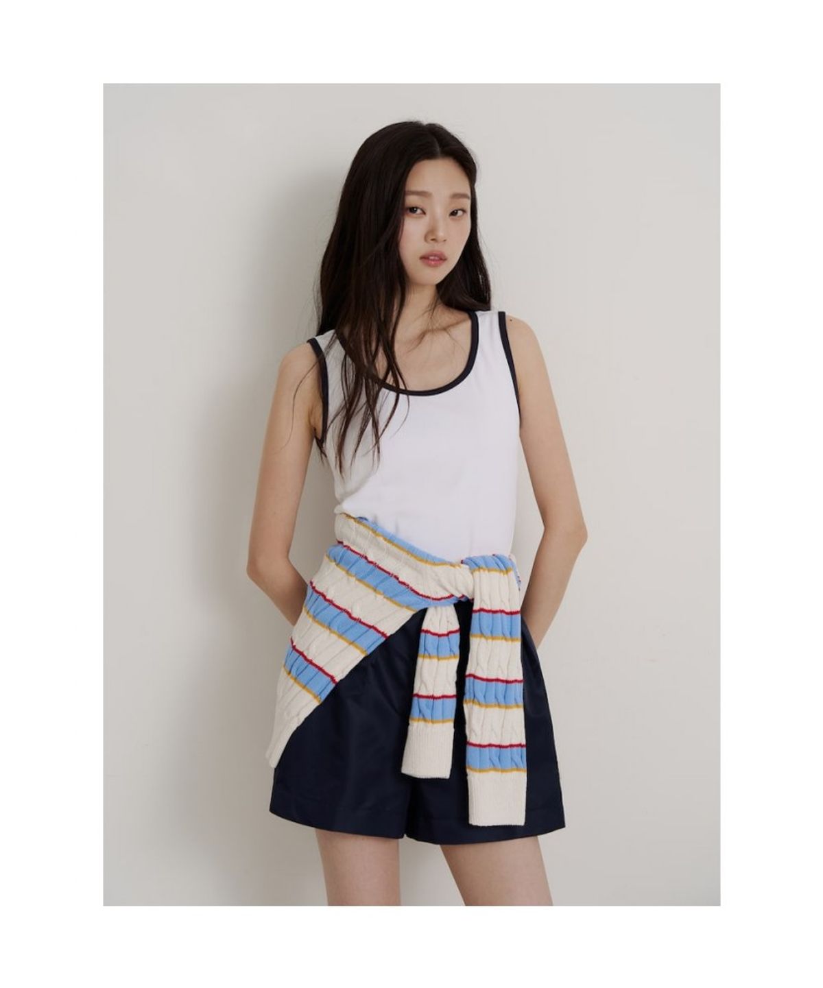 빈폴 레이디스(BEANPOLE LADIES) [HUNTER] U넥 슬리브리스 티셔츠  화이트 (BF6642K041)