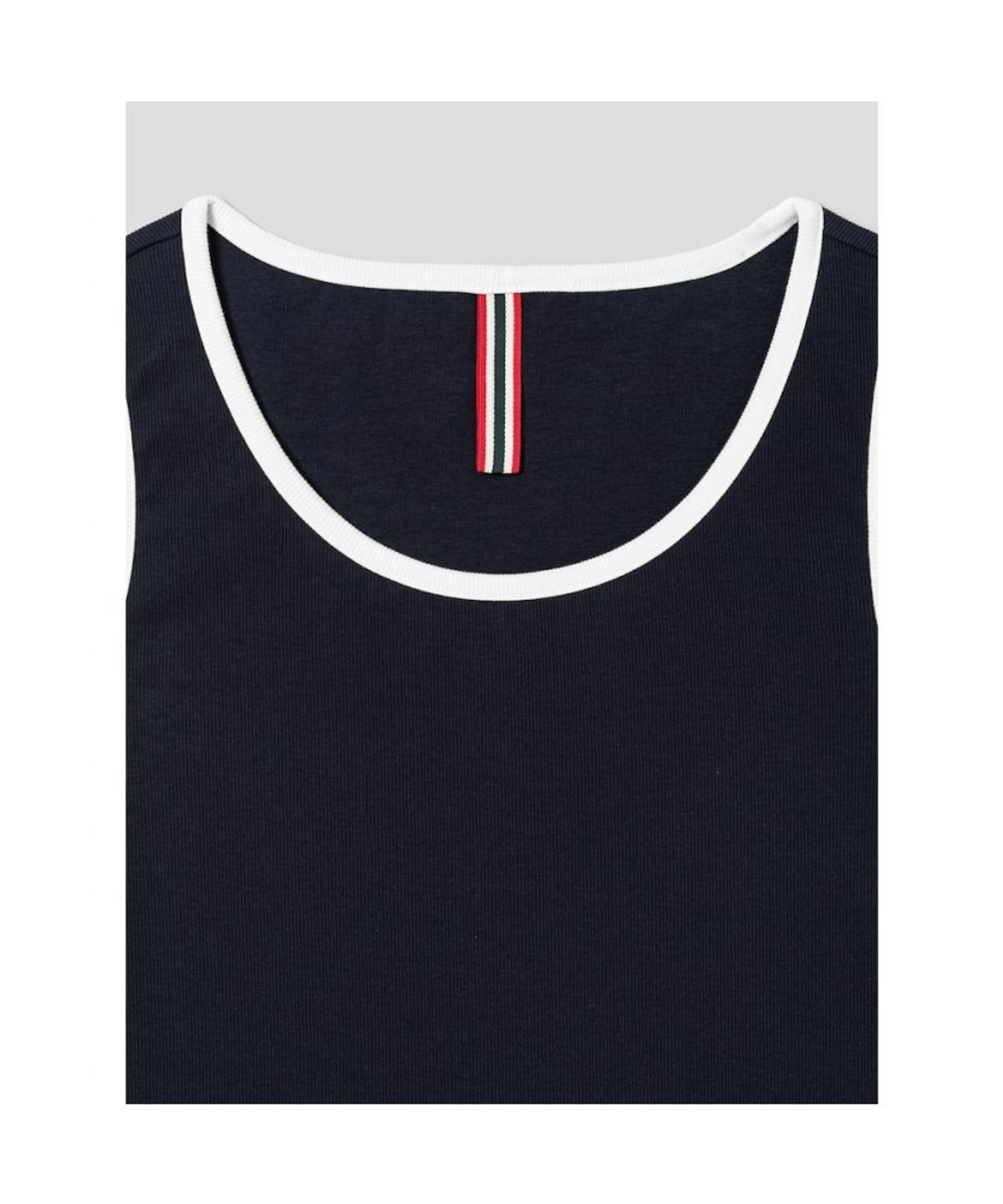 빈폴 레이디스(BEANPOLE LADIES) [HUNTER] U넥 슬리브리스 티셔츠  네이비 (BF6642K04R)