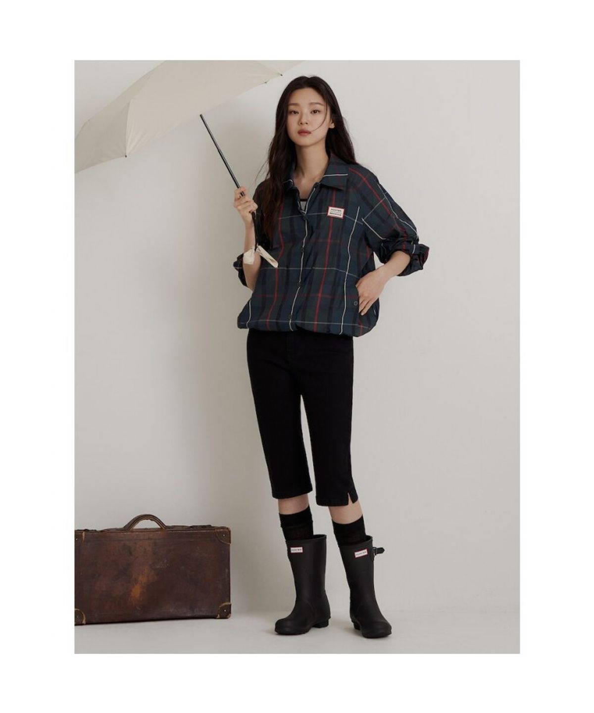 빈폴 레이디스(BEANPOLE LADIES) [HUNTER] 체크 코치 재킷  그린 (BF6639K01M)
