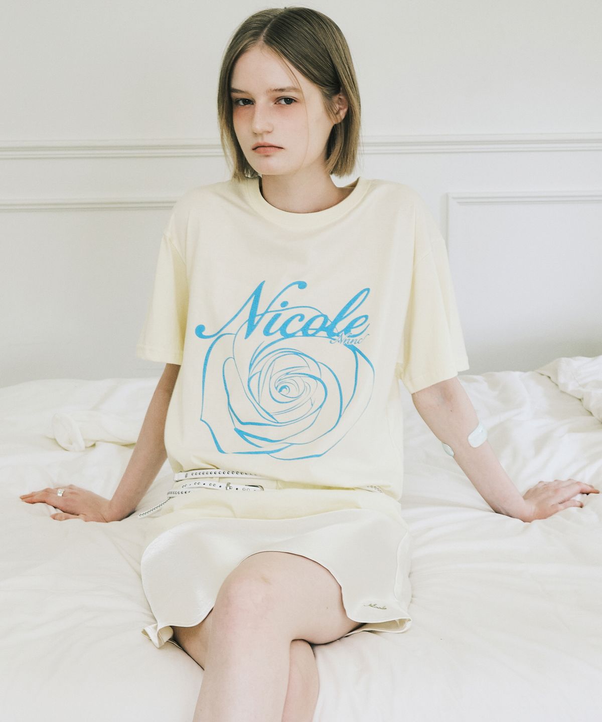 닉앤니콜(NICK&NICOLE) NICOLE ROSE SLEEVE TOP_YELLOW BLUE