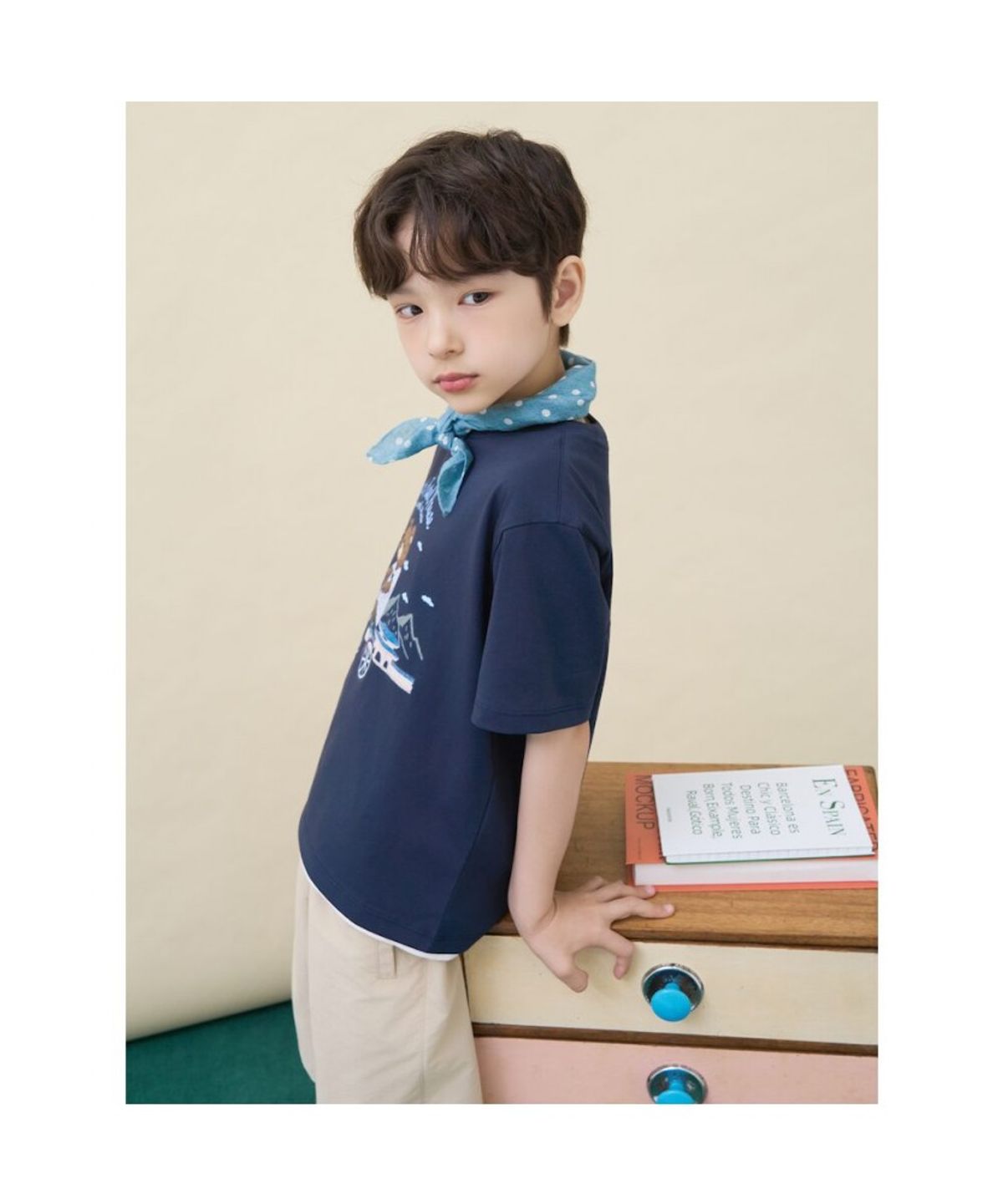 빈폴 키즈(BEANPOLE KIDS) [HUNTER] 그래픽 티셔츠  네이비 (BI6642U10R)