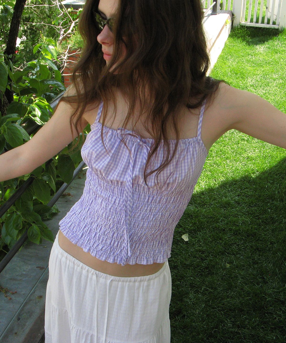 로라로라(ROLAROLA) CHECK SMOCKING SLEEVELESS TOP LAVENDER